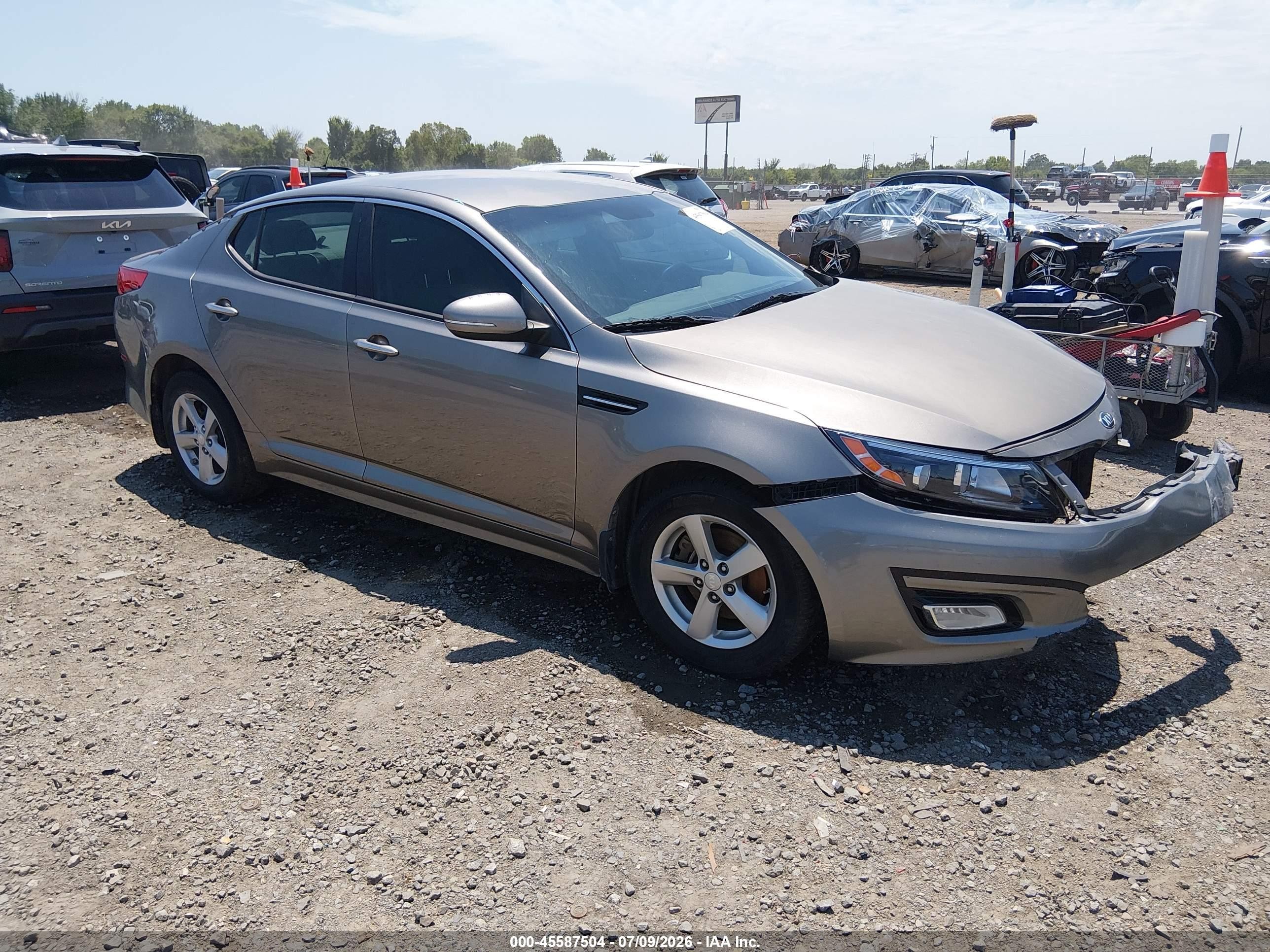 2014 Kia Optima LX, VIN 5XXGM4A79EG334622 — Front end
