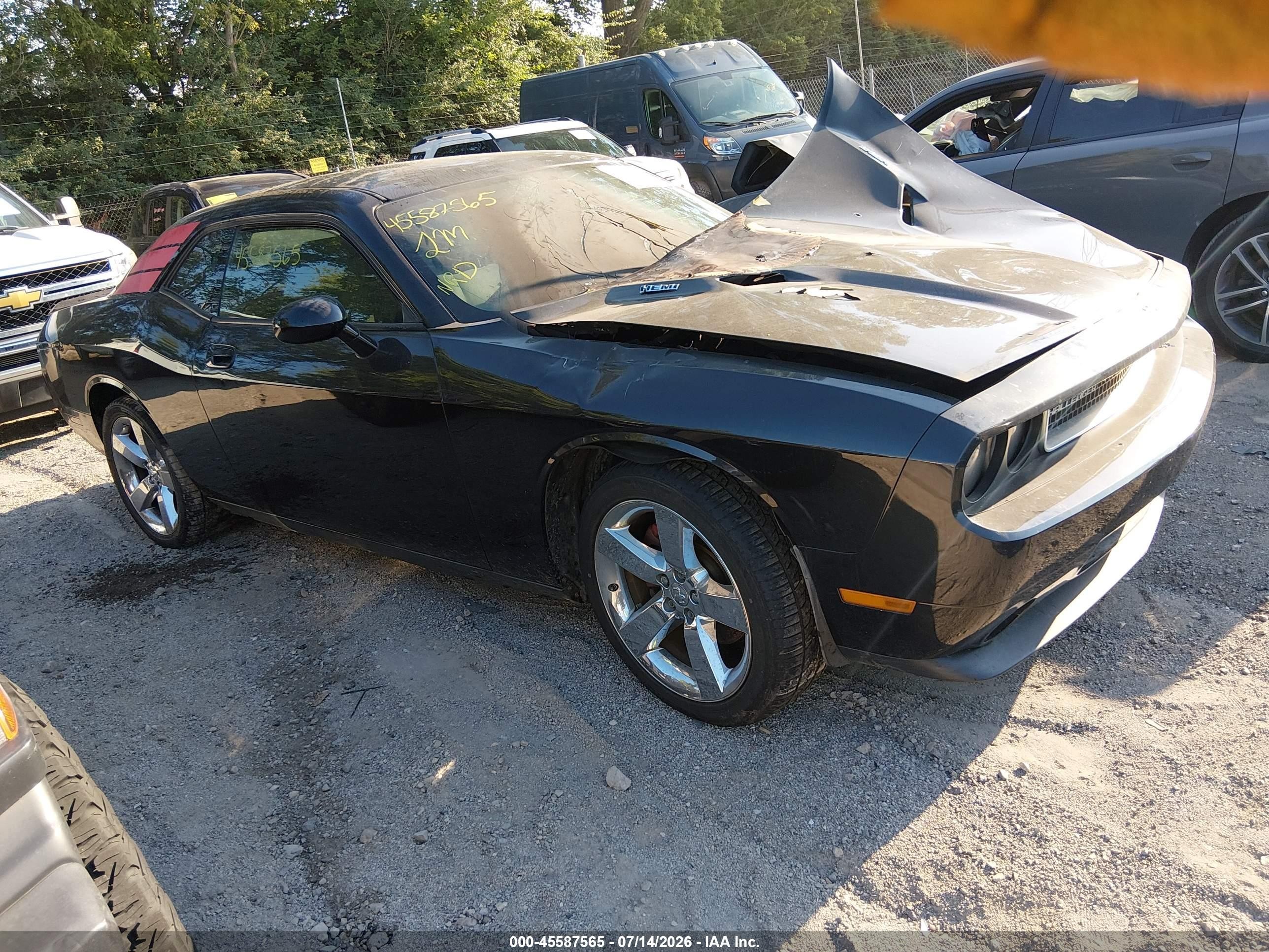 2009 Dodge Challenger R/T, VIN 2B3LJ54T39H520697 — Пожар в моторном отсеке