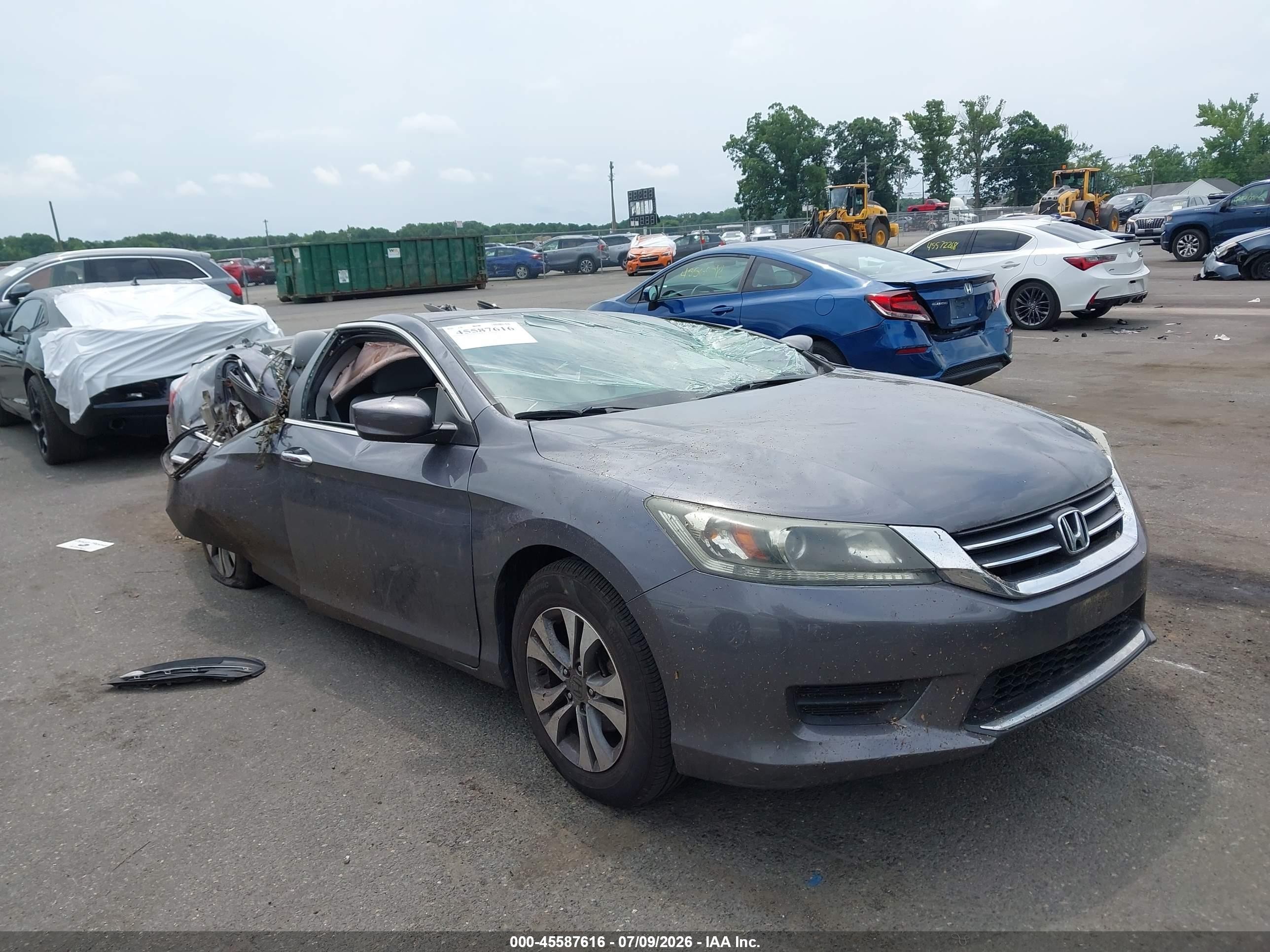 2015 Honda Accord LX, VIN 1HGCR2F35FA262827 — Крыша