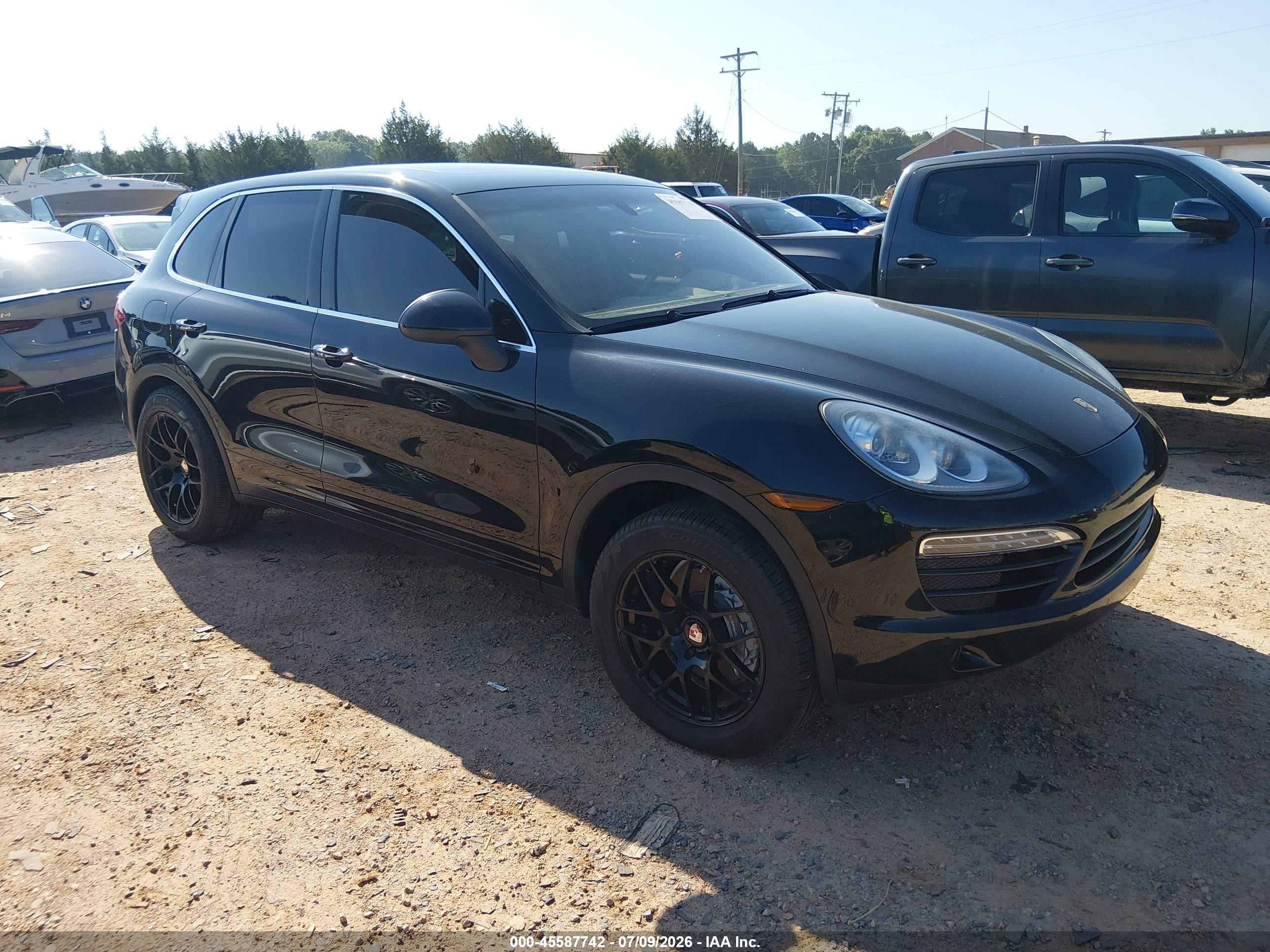 2013 Porsche Cayenne, VIN WP1AA2A22DLA08505 — Rear end