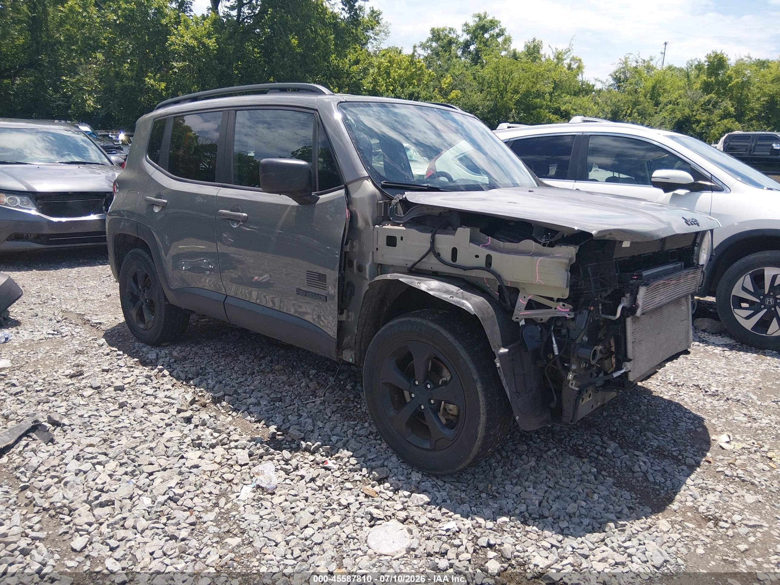 2021 Jeep Renegade Freedom, VIN ZACNJDAB9MPN07860 — Front end
