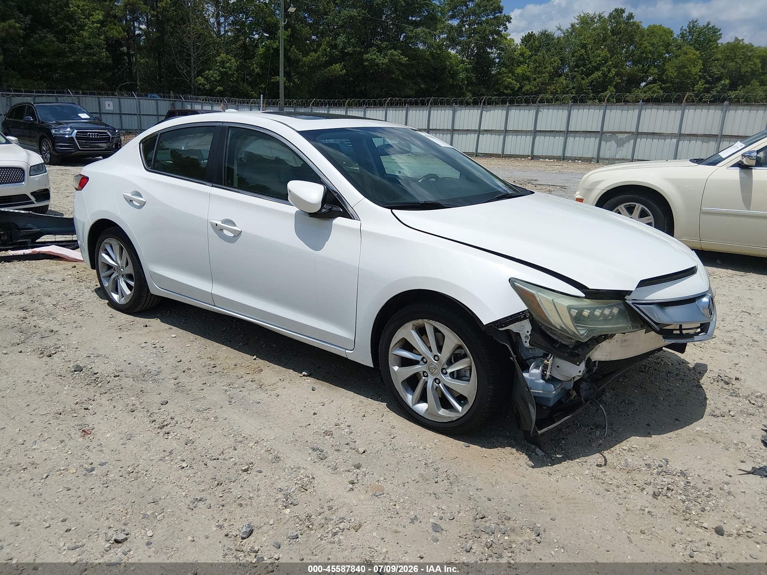2016 Acura ILX, VIN 19UDE2F33GA017655 — Front end