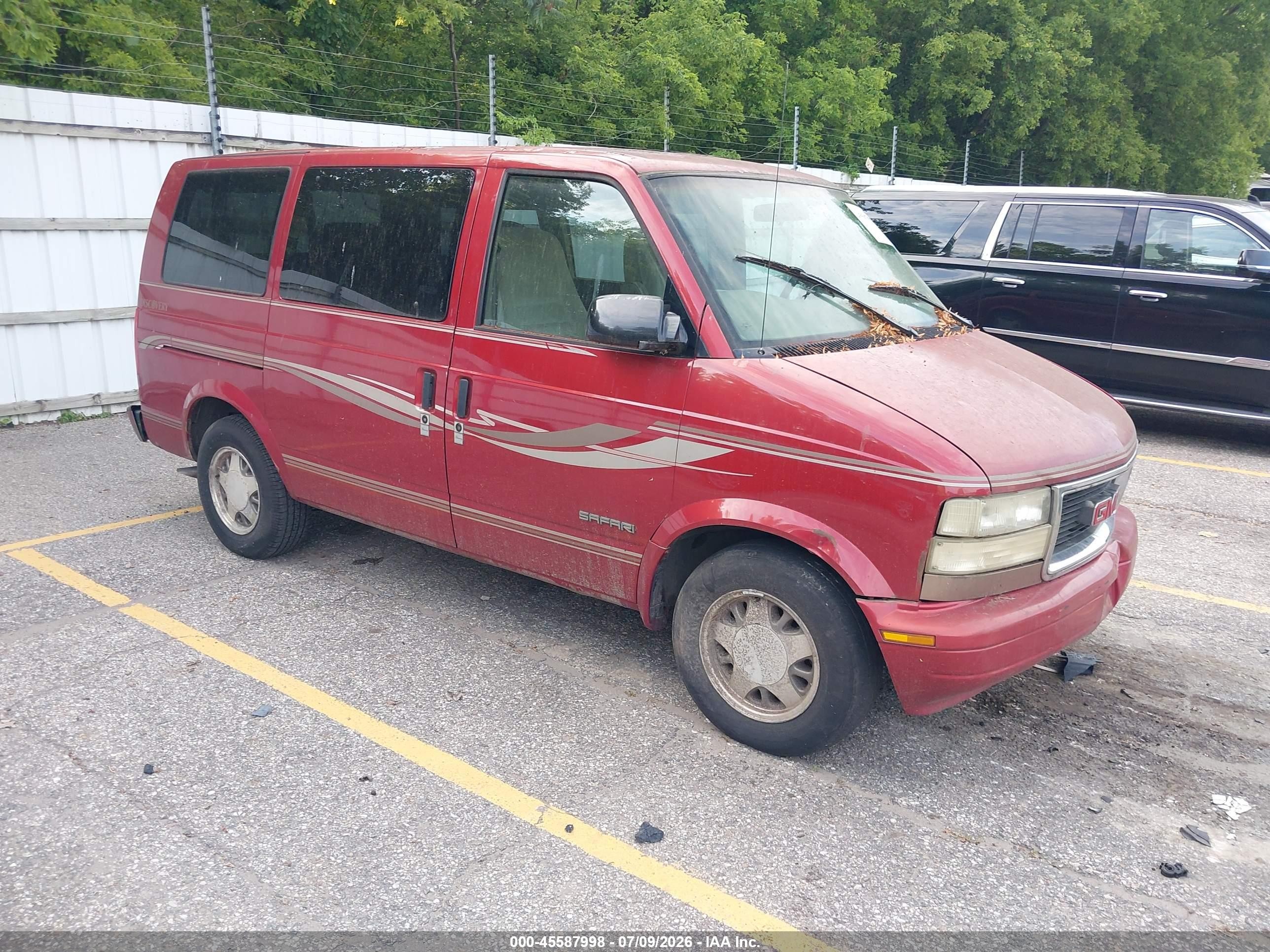 1998 GMC Safari Cargo YF7, VIN 1GDDM19W1WB536211 — All over