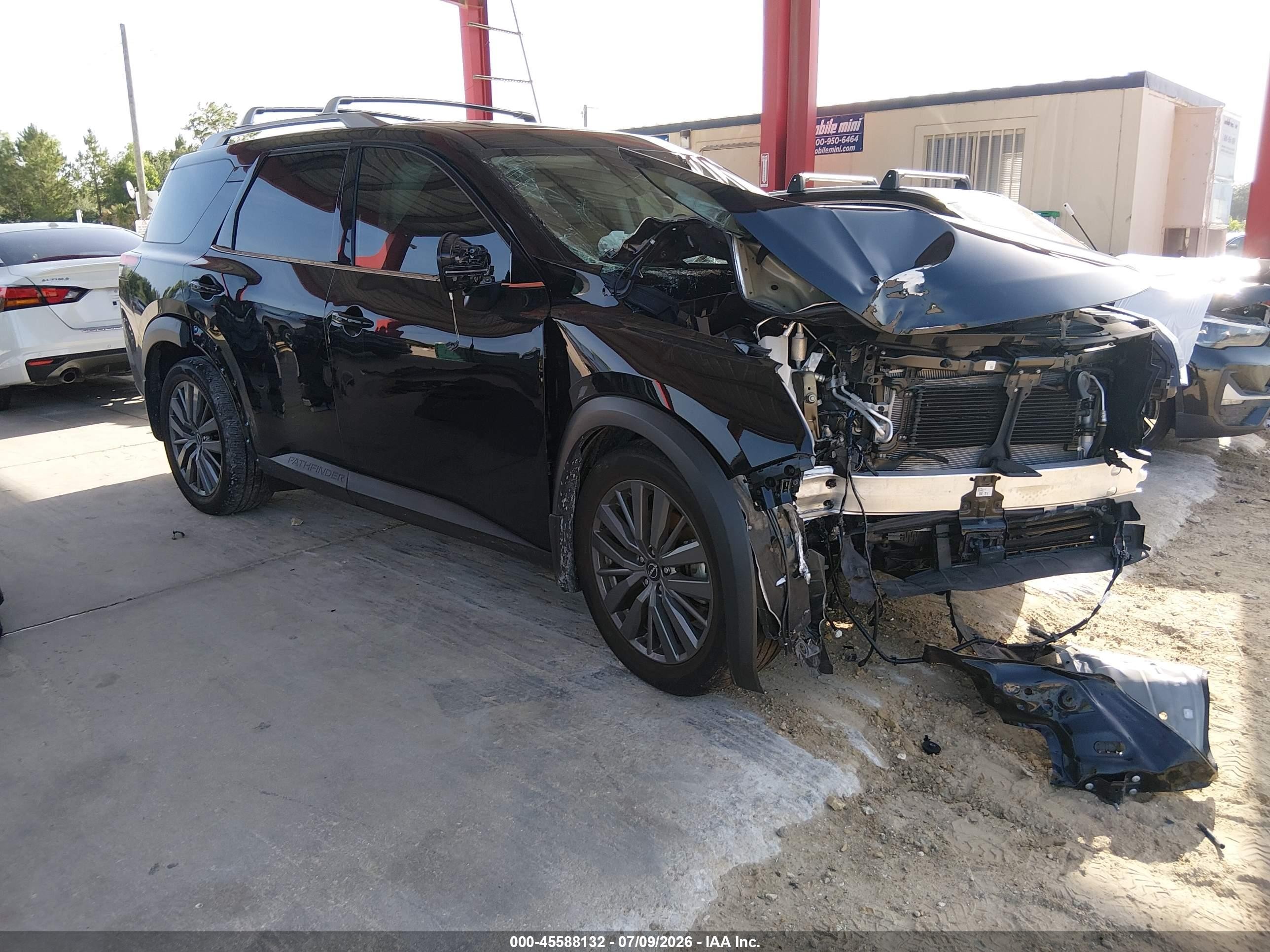 2025 Nissan Pathfinder SL, VIN 5N1DR3CB3SC223393 — Перед