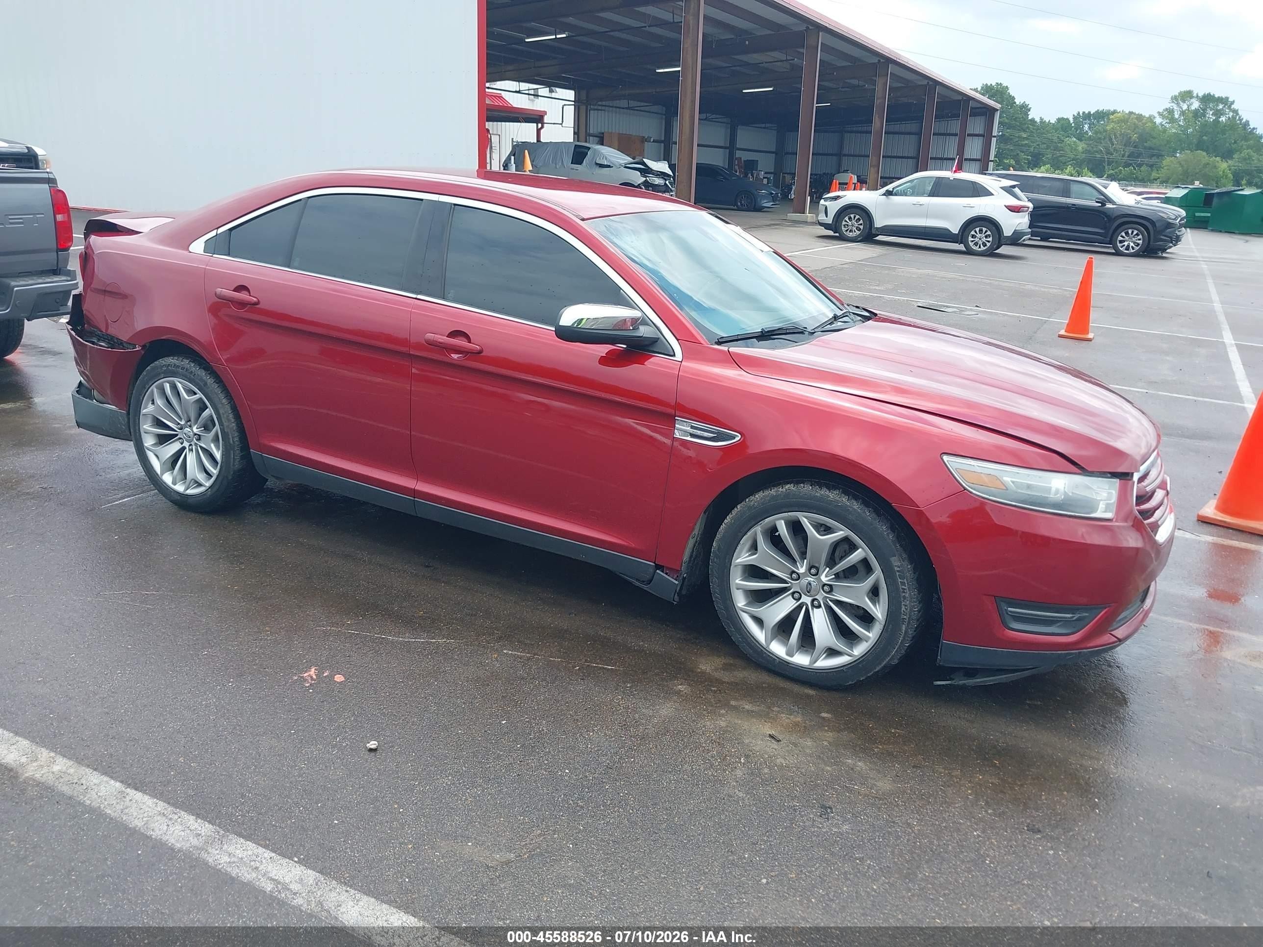 2013 Ford Taurus Limited, VIN 1FAHP2F86DG189201 — Rear end