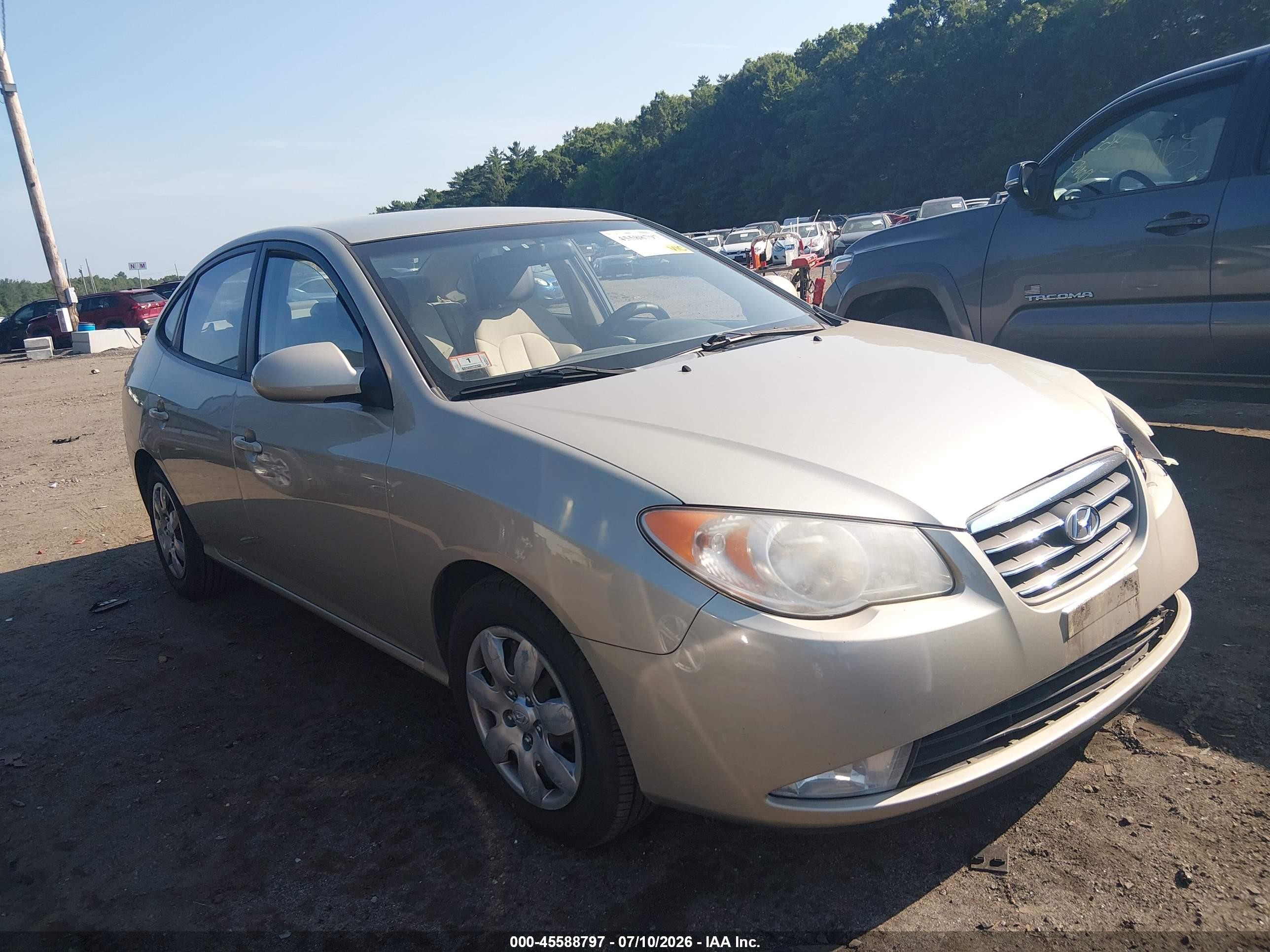2008 Hyundai Elantra GLS, VIN KMHDU46D28U565325 — Front end