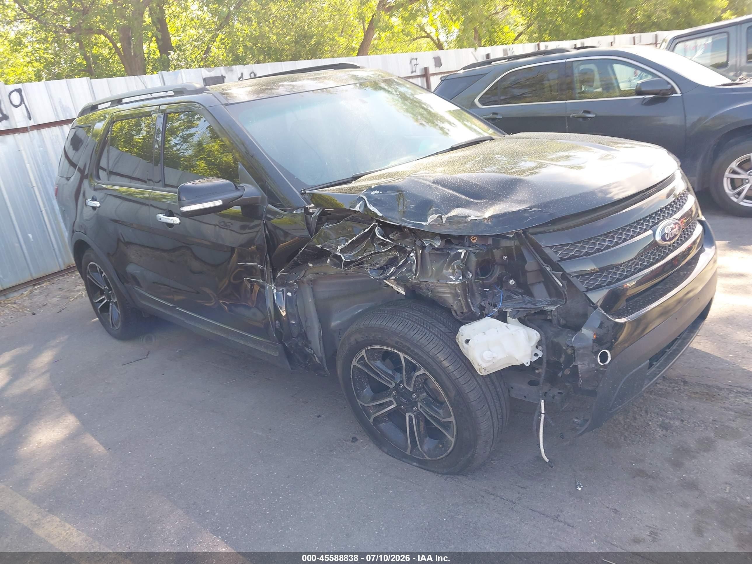 2014 Ford Explorer Sport, VIN 1FM5K8GT8EGC12654 — Side