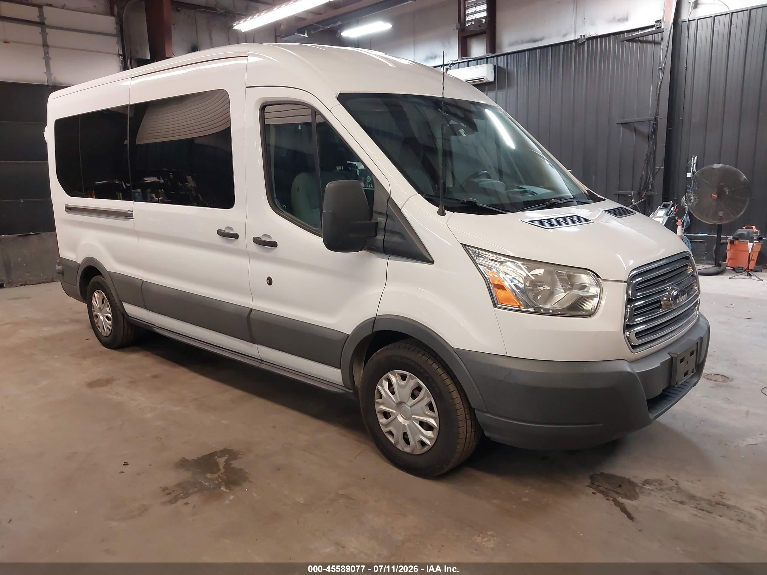 2015 Ford Transit XLT, VIN 1FBAX2CM7FKB27694 — Roof