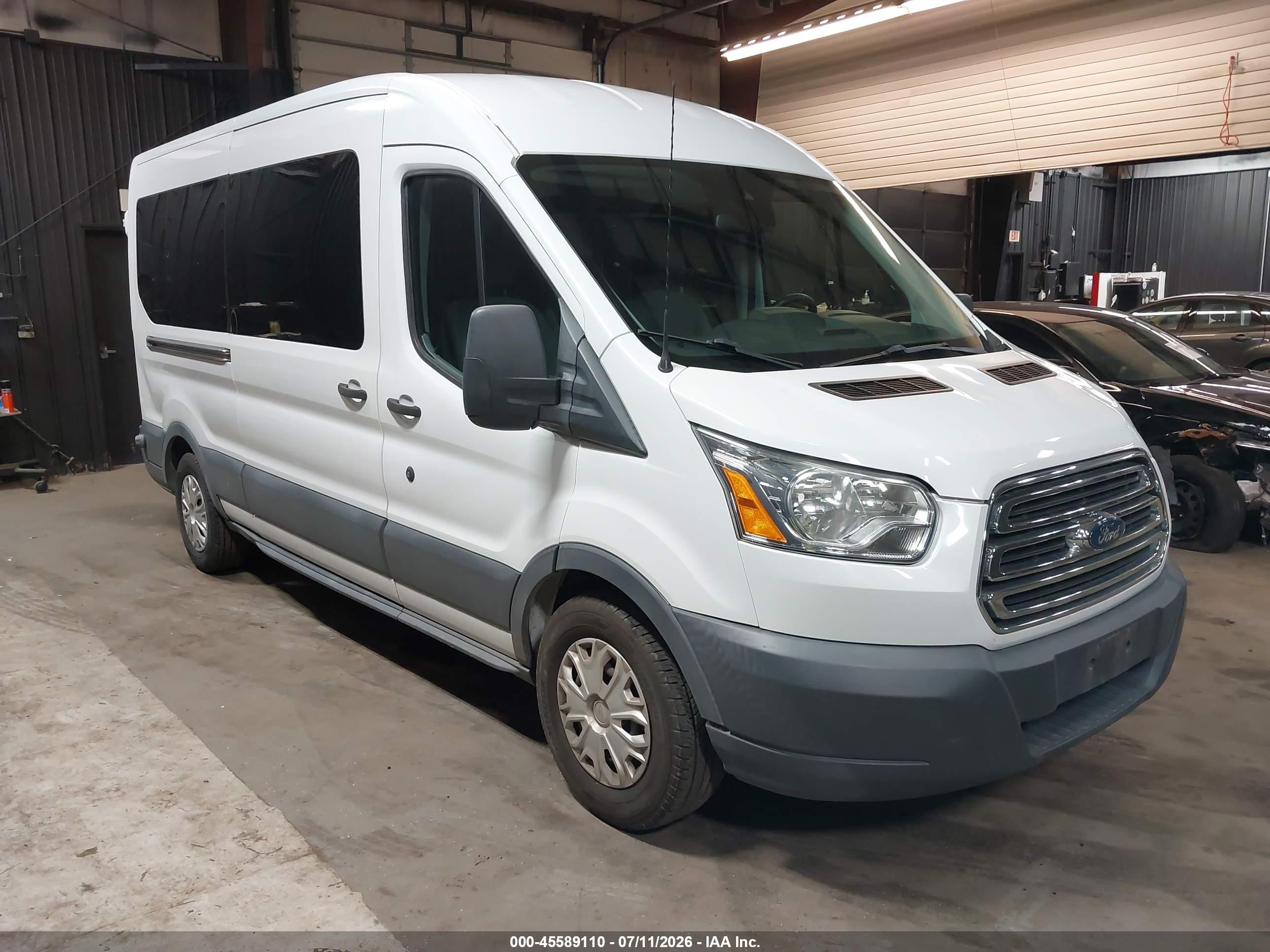 2015 Ford Transit XLT, VIN 1FBAX2CM1FKB27691 — Roof