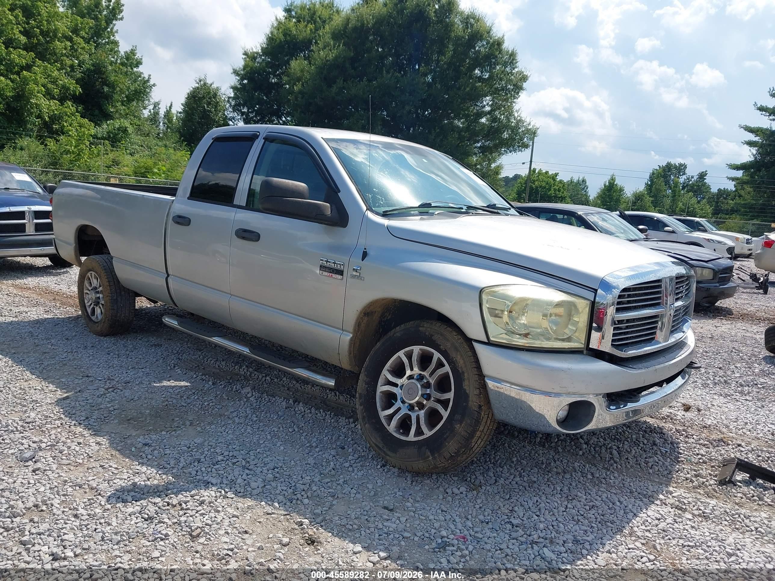 2008 Dodge 2500 SLT, VIN 3D7KS28A88G137731 — Front end