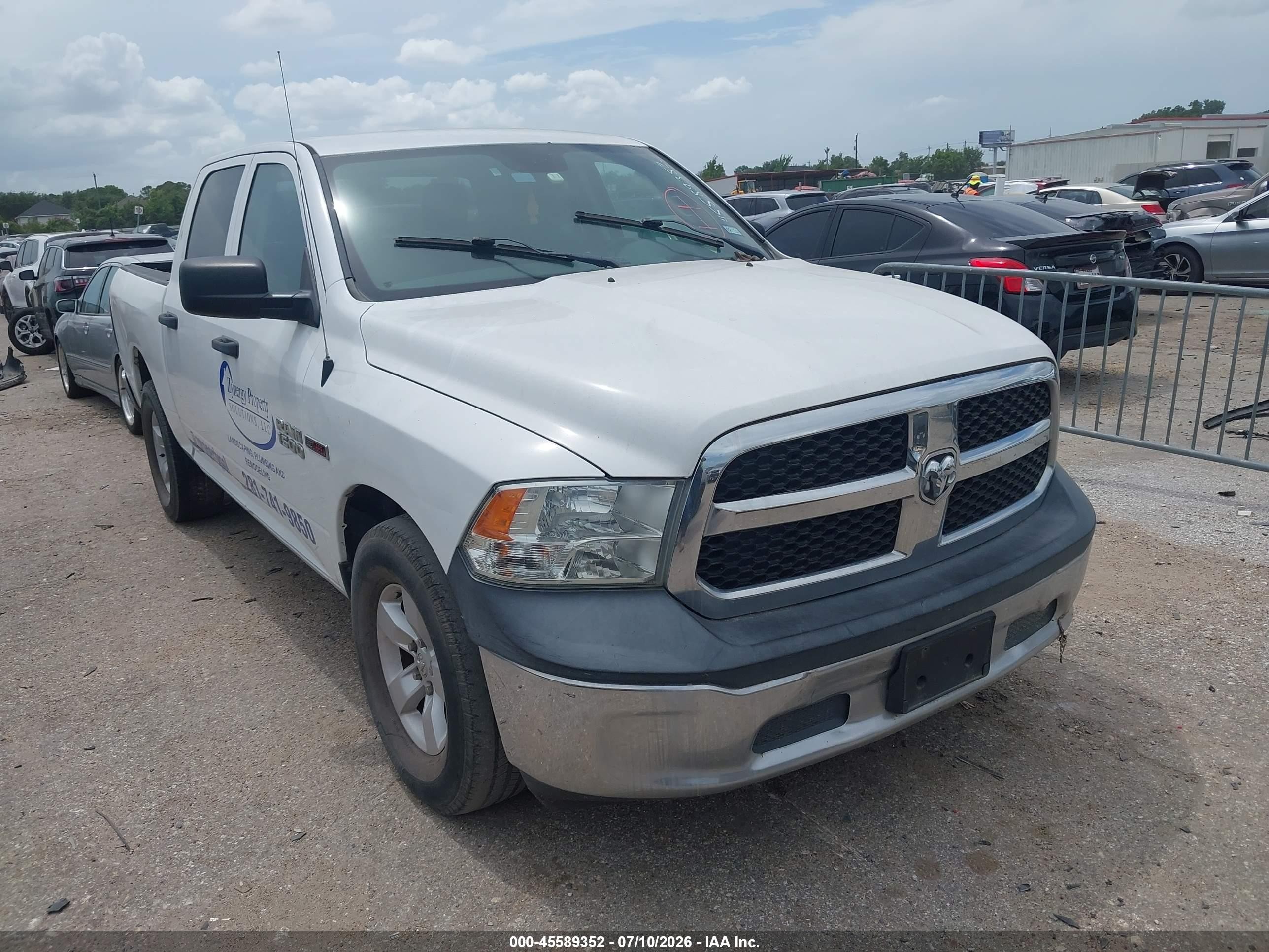 2015 Ram 1500 Tradesman, VIN 1C6RR6KM2FS750472 — Обычный износ