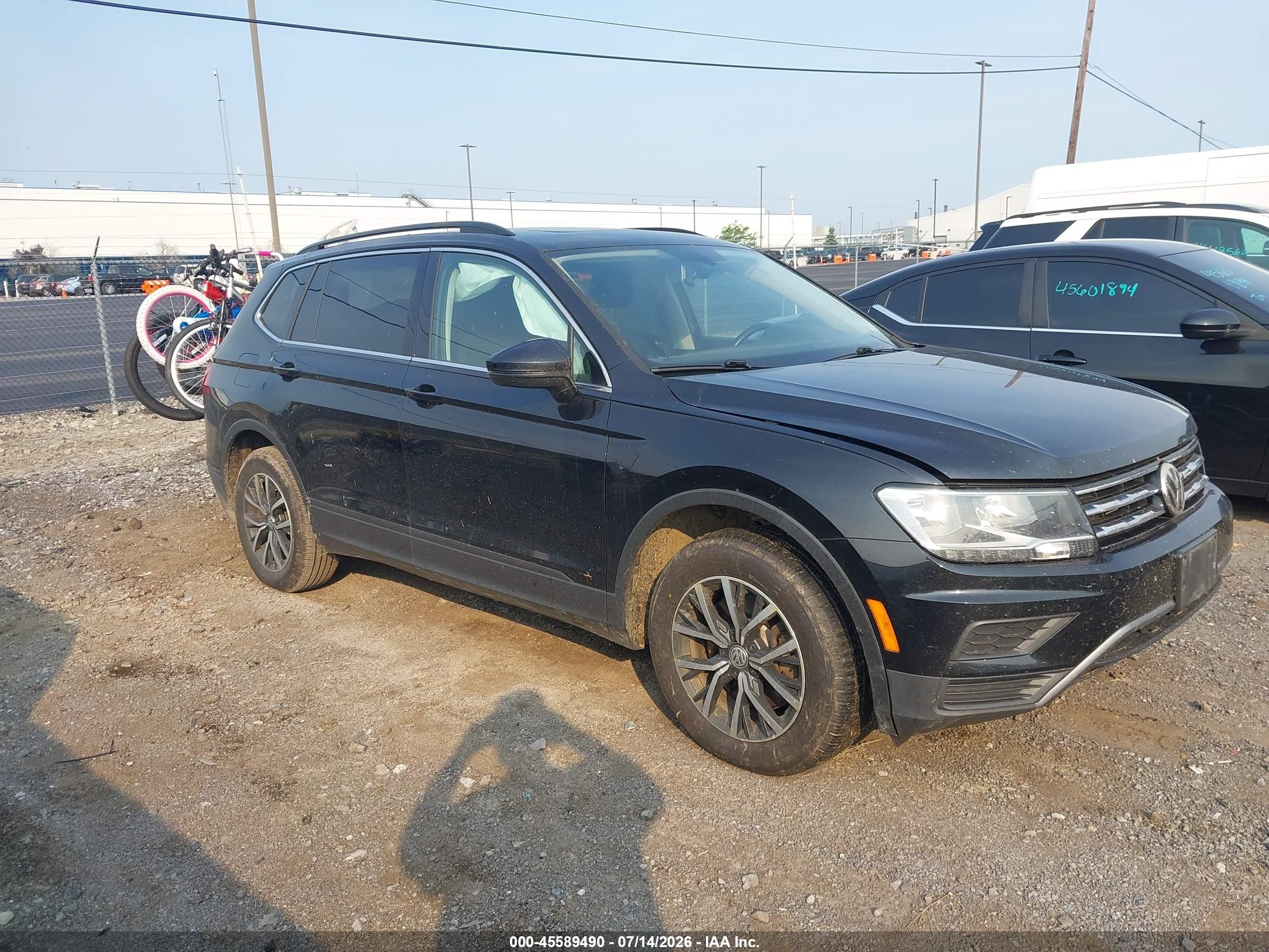 2019 Volkswagen Tiguan SE, VIN 3VV2B7AXXKM006719 — Front end