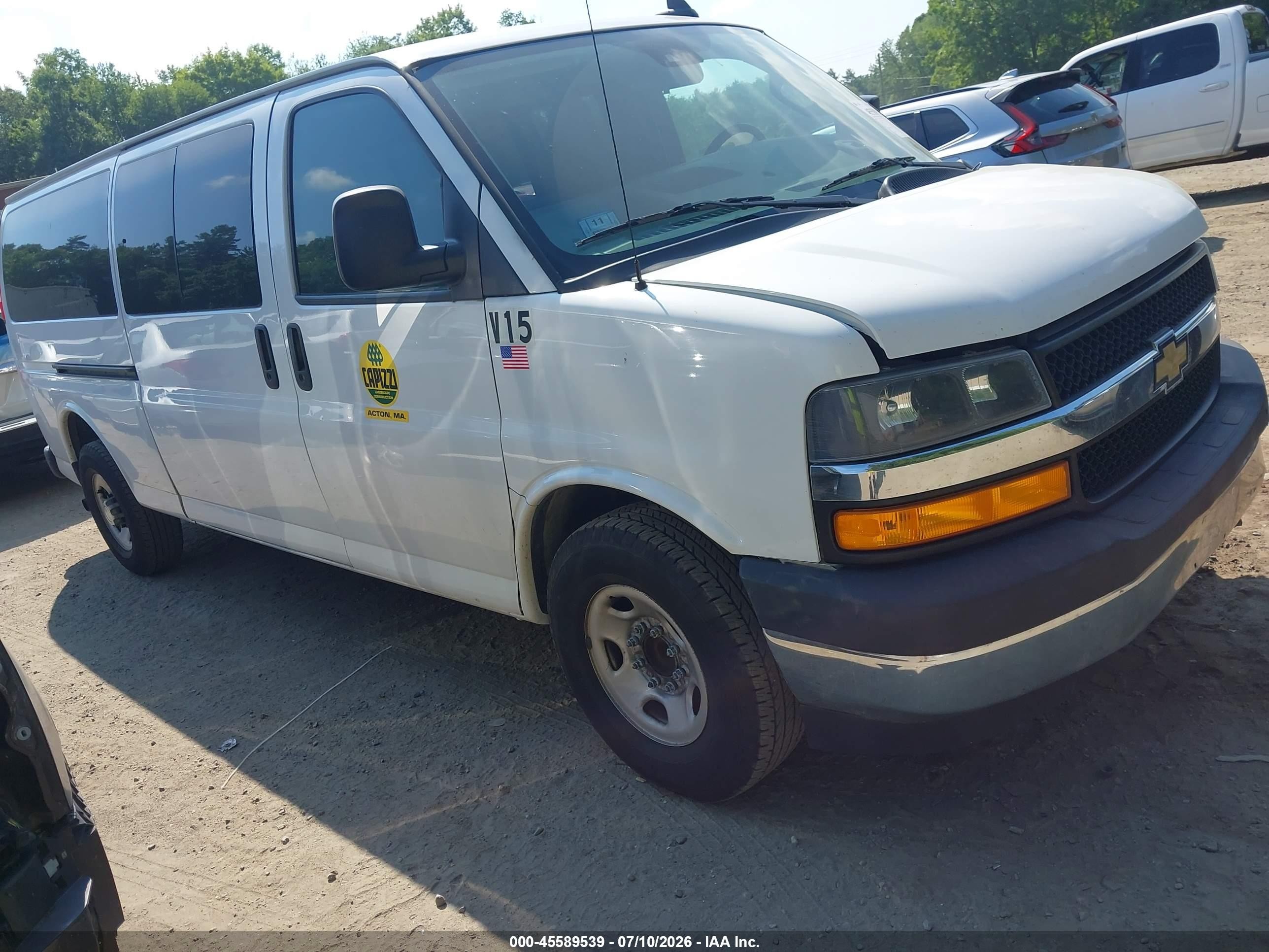 2019 Chevrolet Express Passenger LT, VIN 1GAZGPFG5K1273747 — Front end