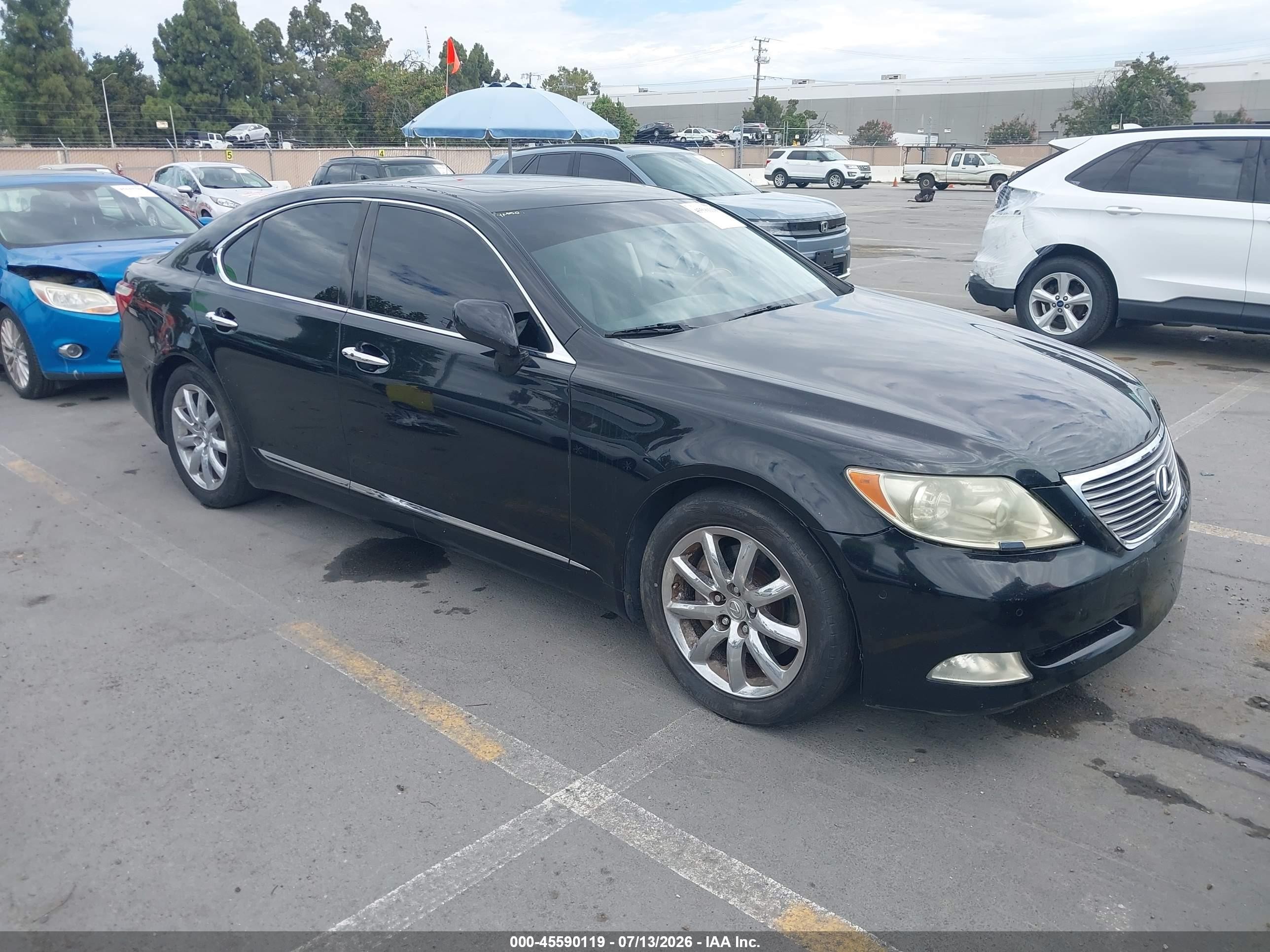 2007 Lexus LS 460, VIN JTHBL46F575002616 — Front end