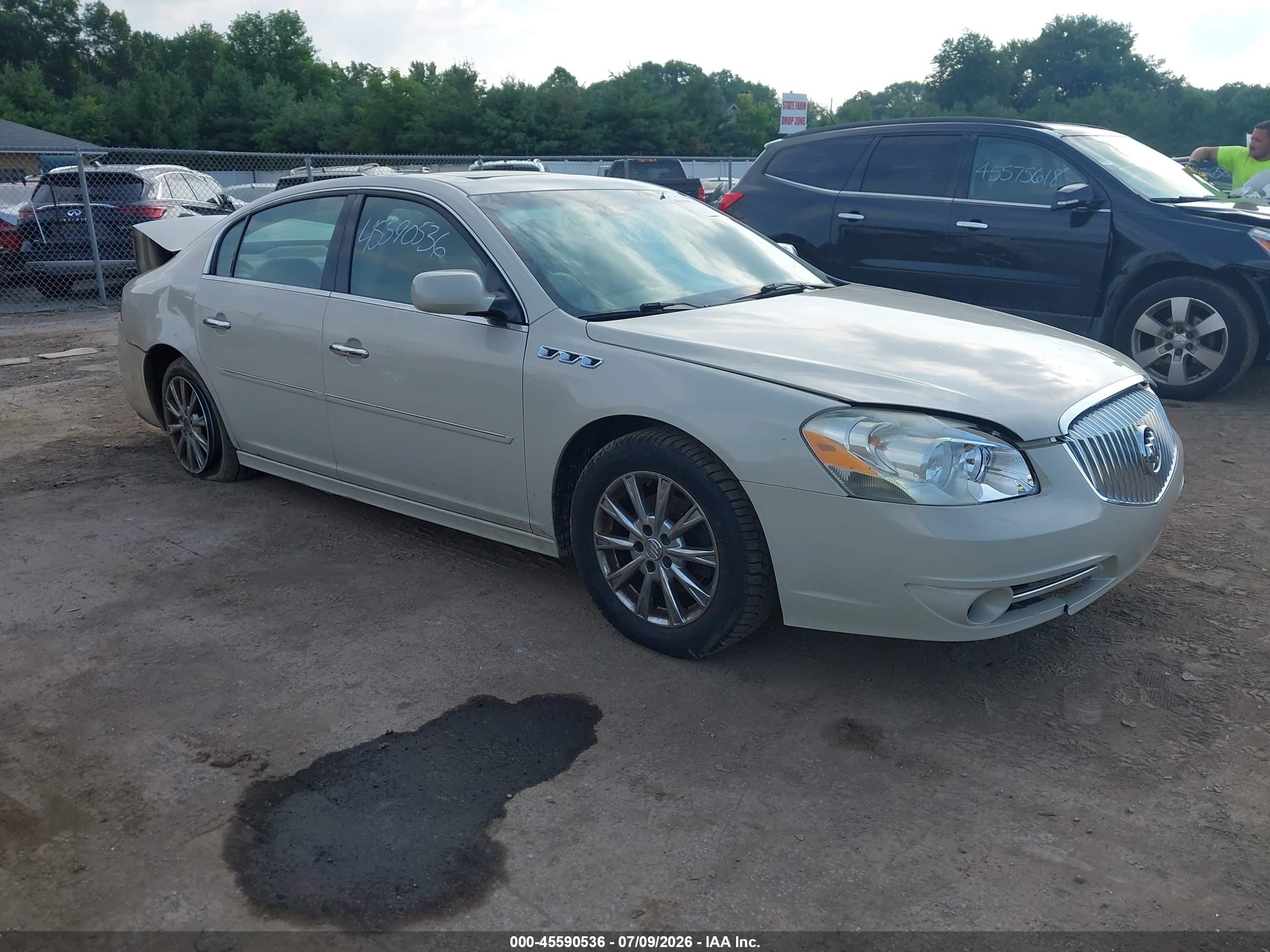 2011 Buick Lucerne CXL Premium, VIN 1G4HJ5EM1BU118249 — Rear end