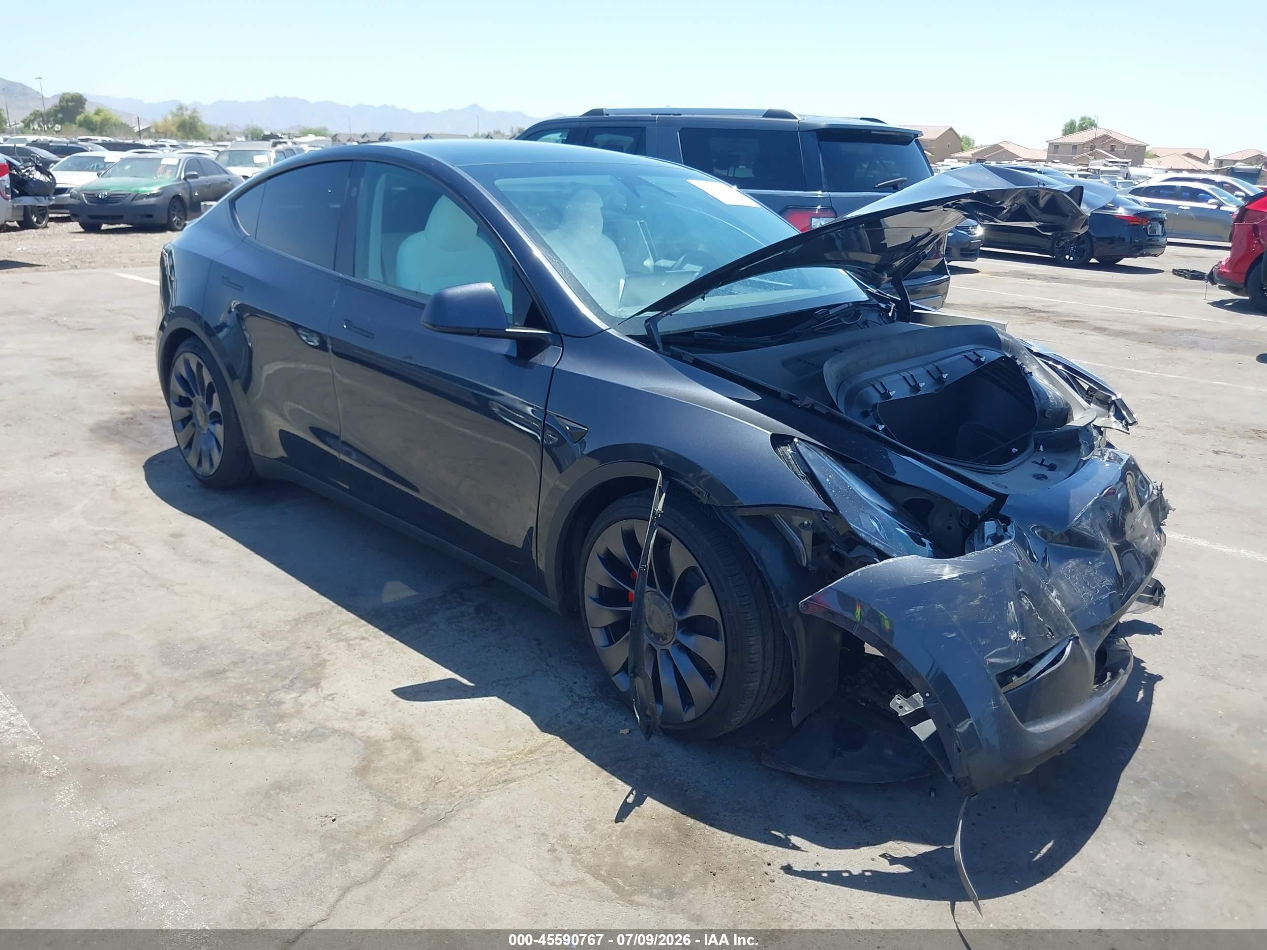 2025 Tesla Model Y Performance, VIN 7SAYGDEF2SF311570 — Front end