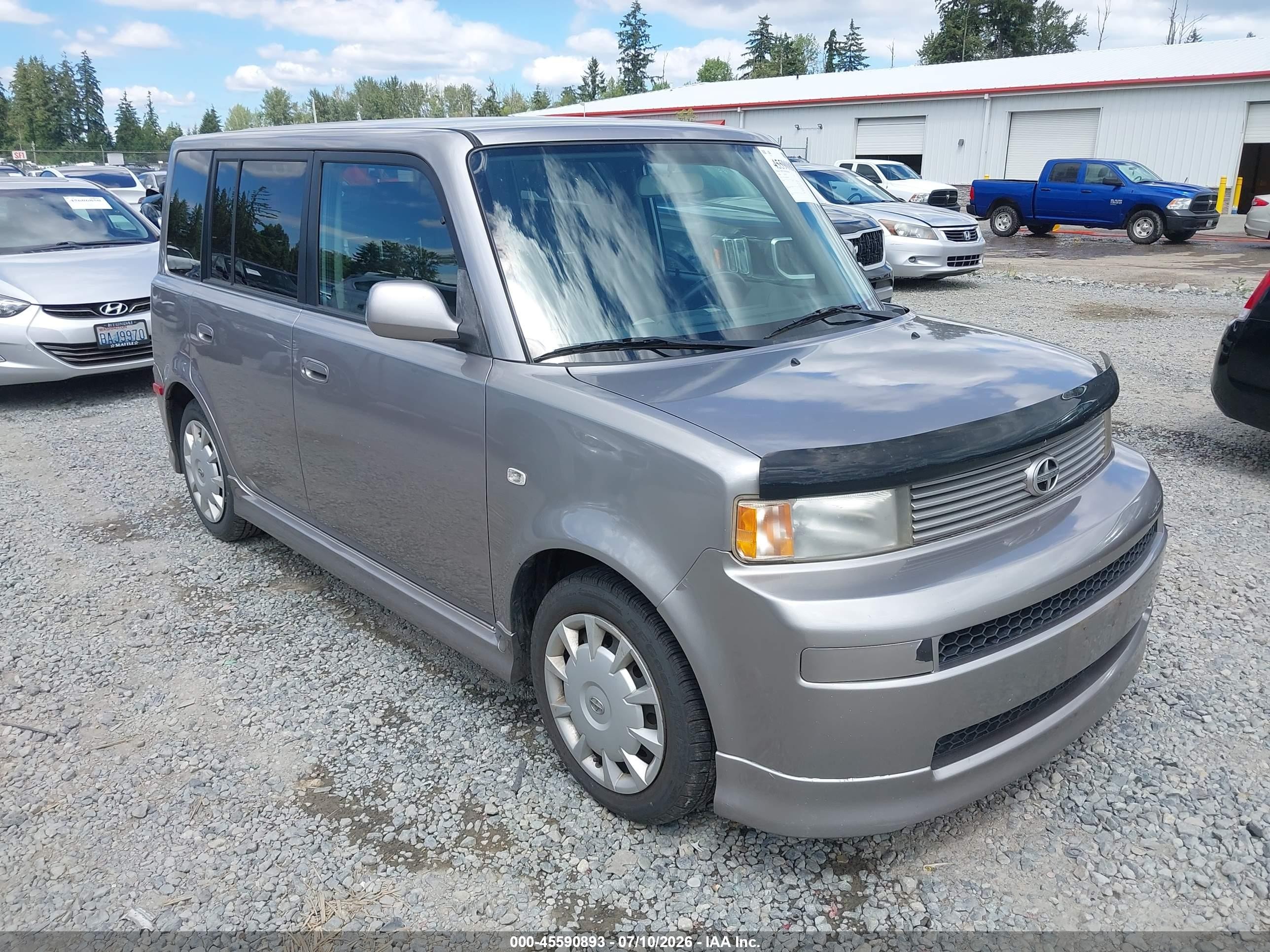 2006 Scion xB, VIN JTLKT324864107997 — Rear end