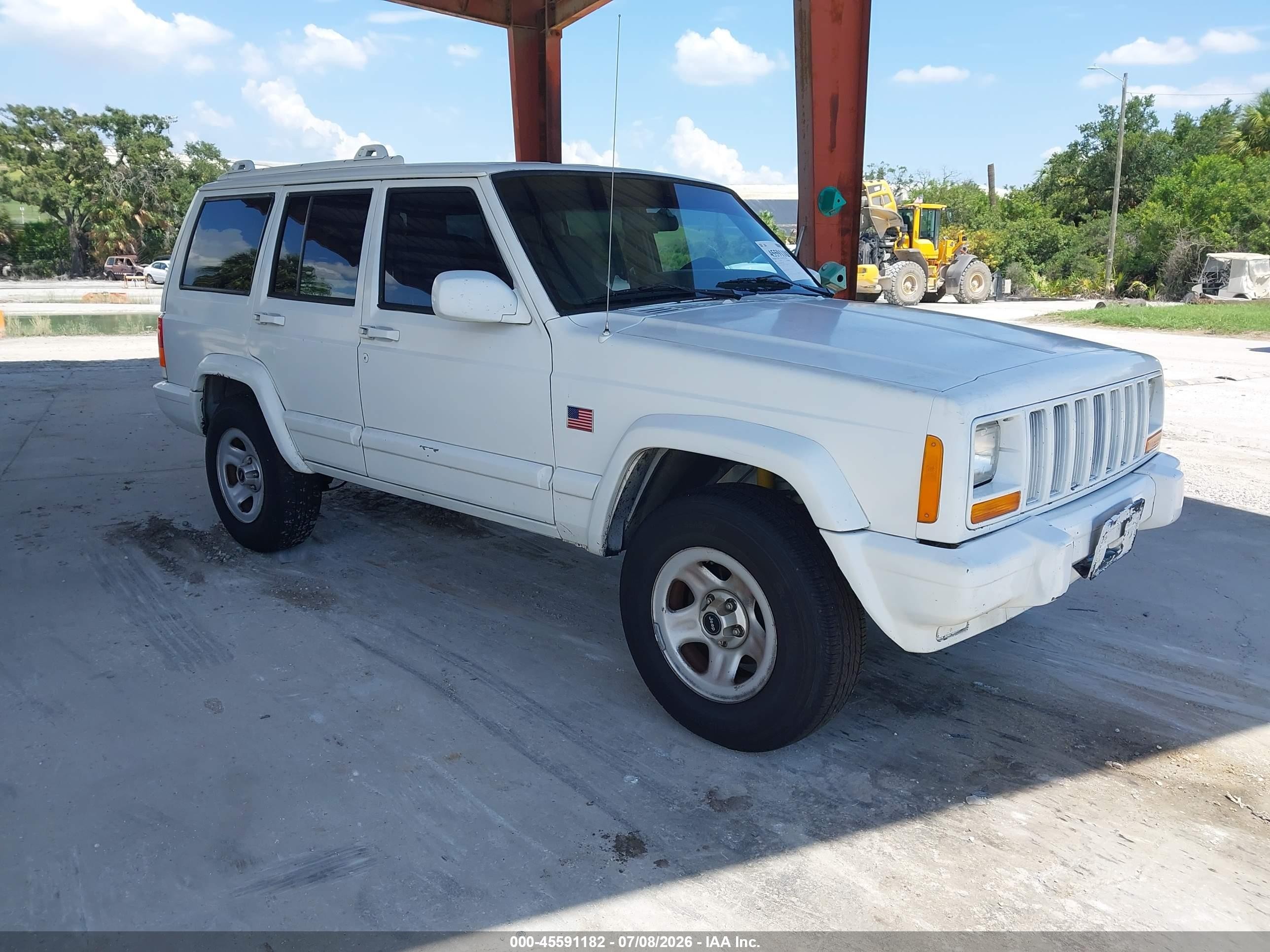2001 Jeep Cherokee Sport, VIN 1J4FT48S91L525647 — Normal wear