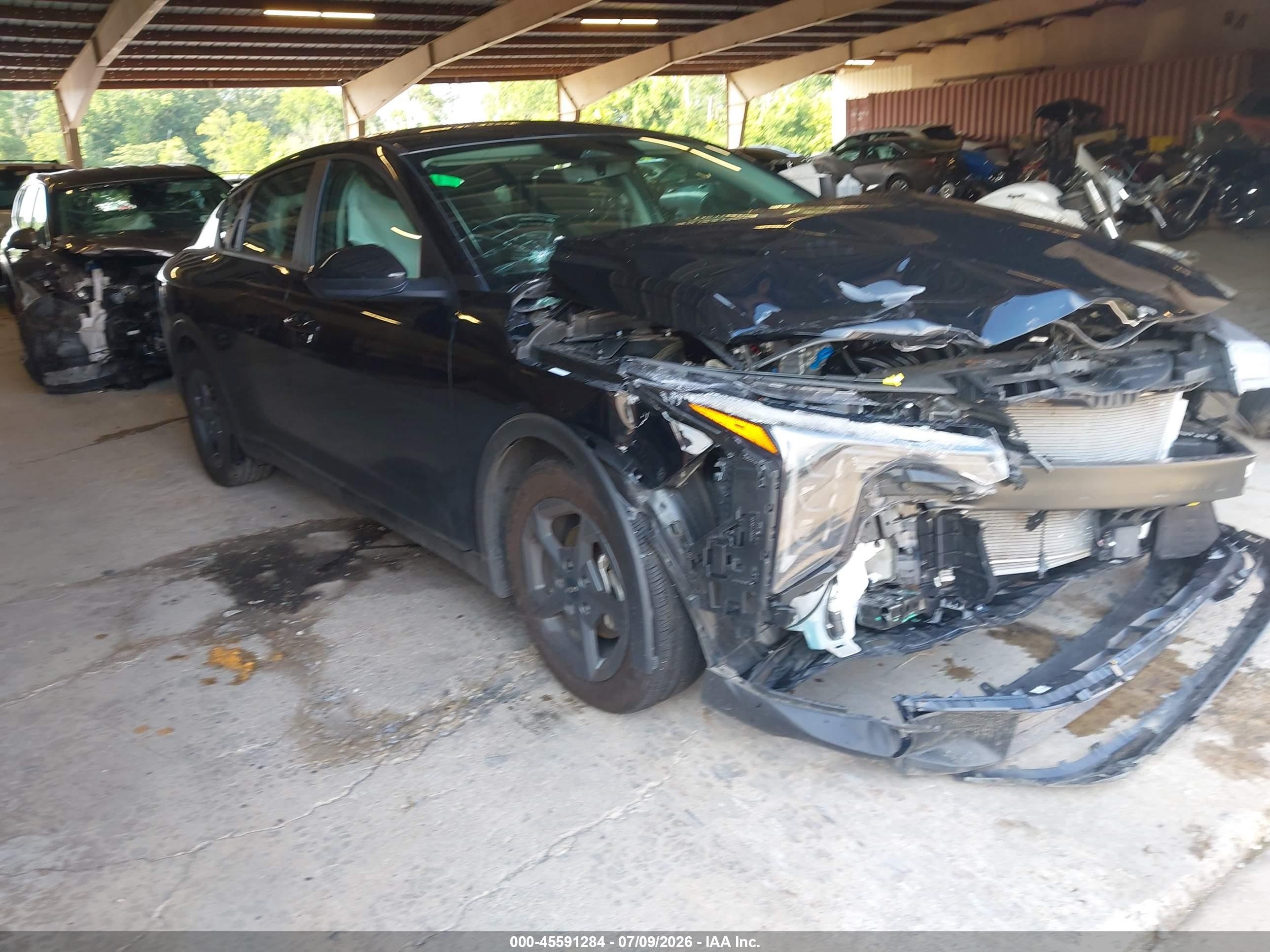 2026 Kia K4 LXS, VIN 3KPFT4DE8TE273956 — Перед