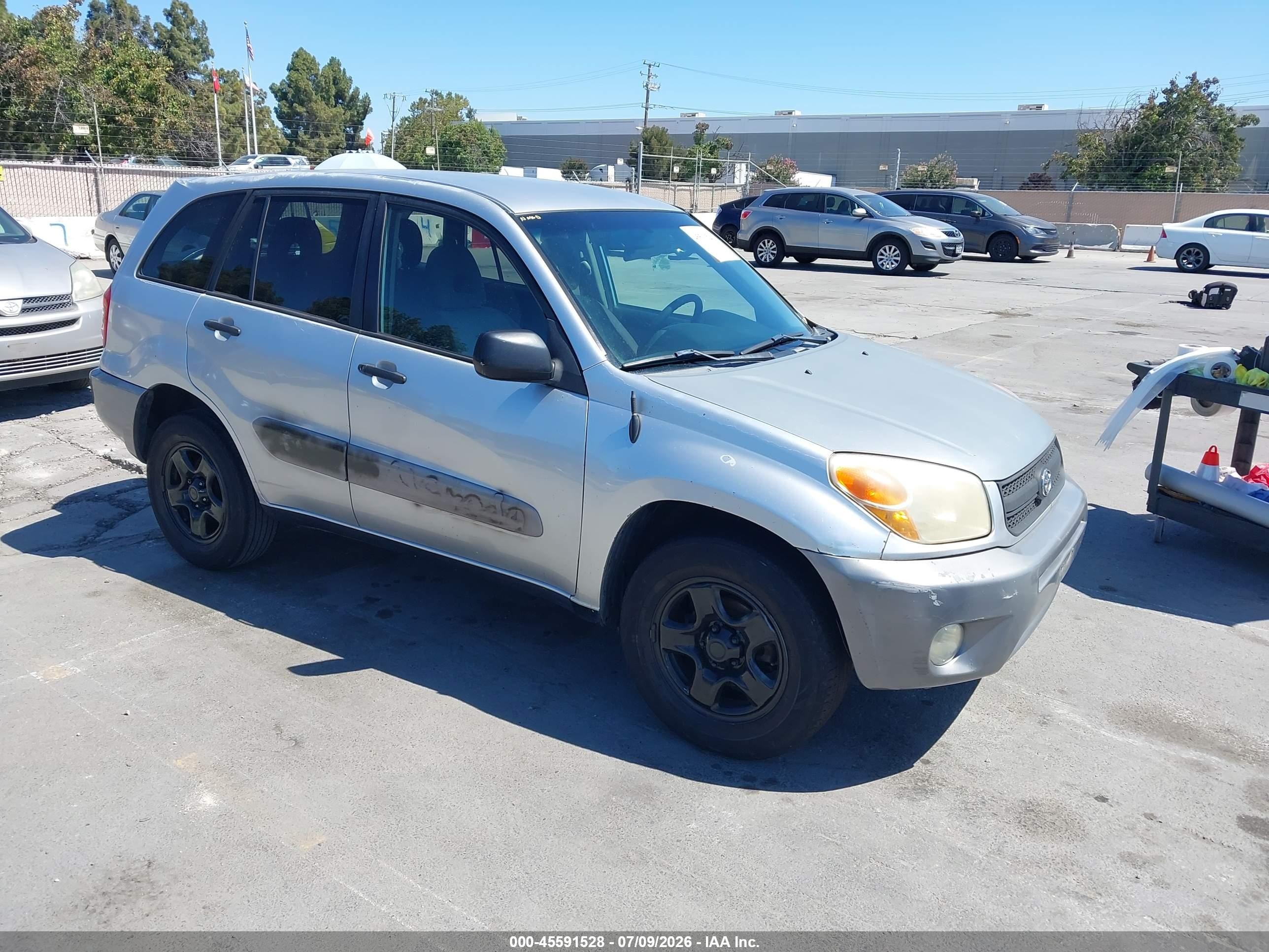 2004 Toyota RAV4, VIN JTEGD20V940010425 — Normal wear