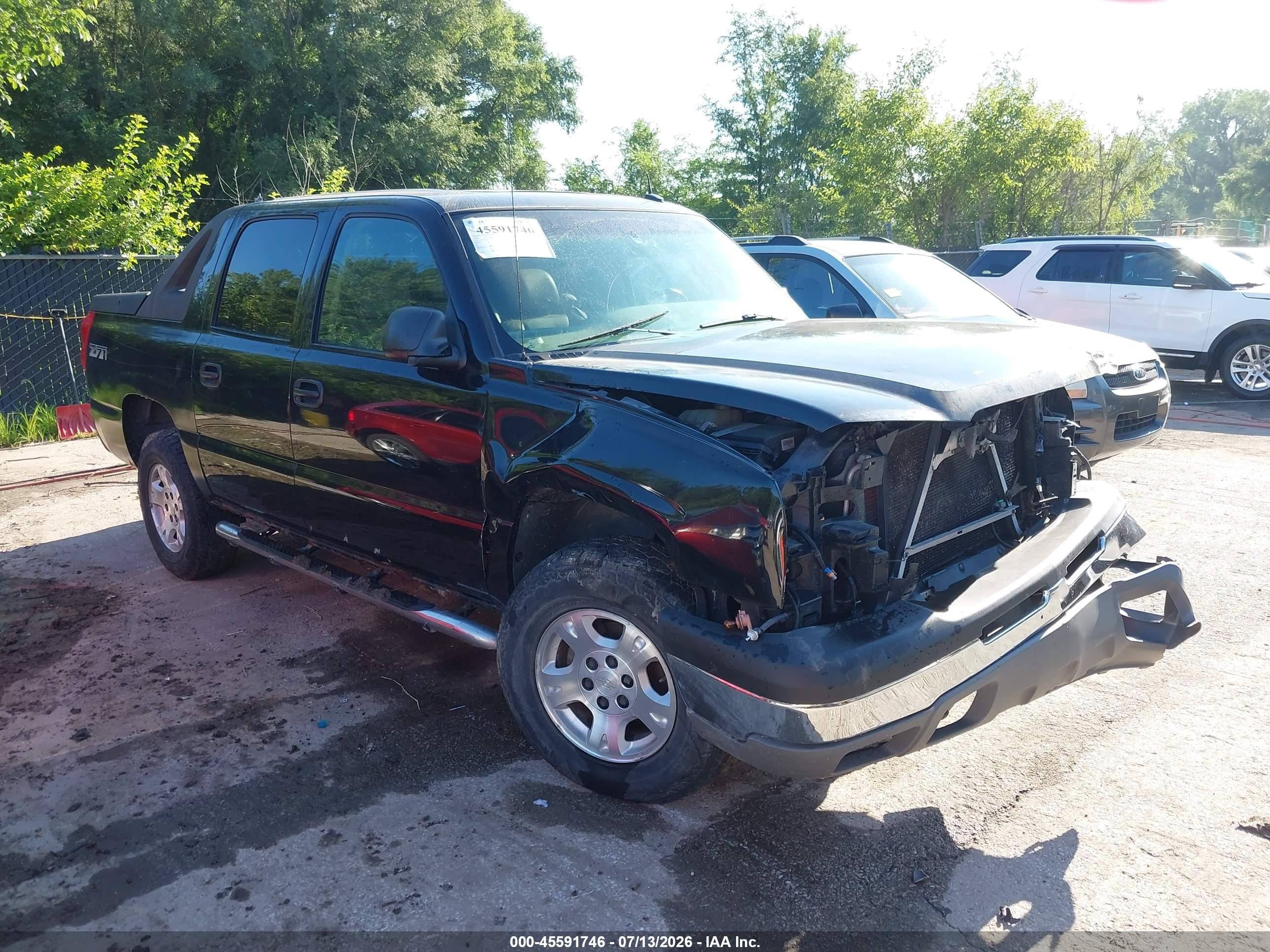 2003 Chevrolet Avalanche, VIN 3GNEK13T13G222159 — Перед