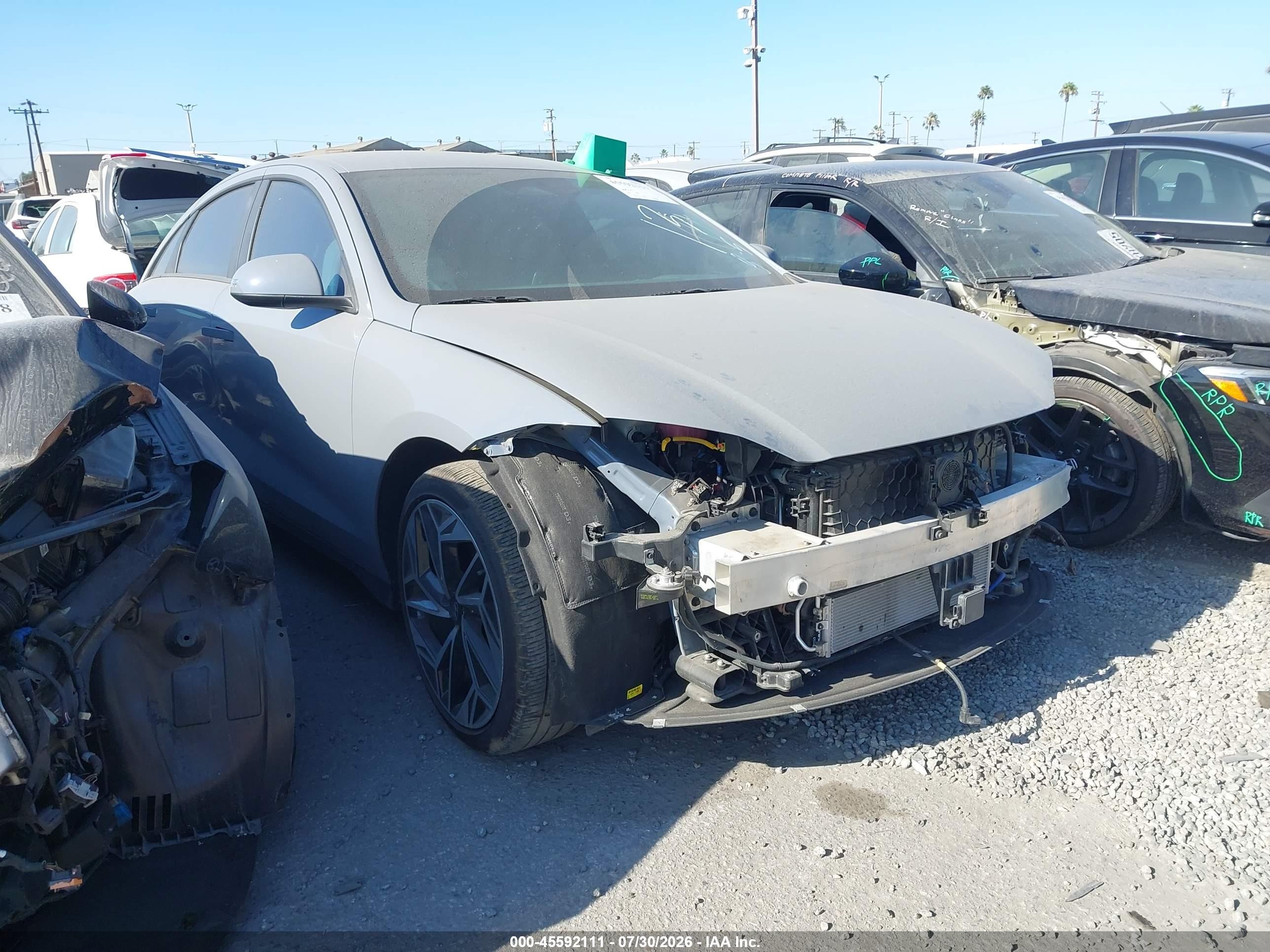2024 Hyundai Ioniq 6 SEL, VIN KMHM34AA6RA061962 — Rear end