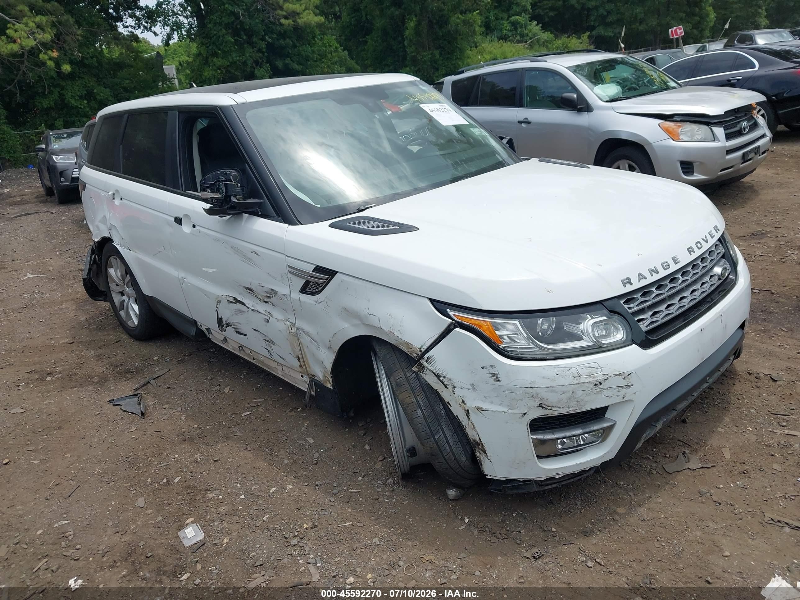 2016 Land Rover Range Rover Sport HSE, VIN SALWR2VF2GA545543 — Side