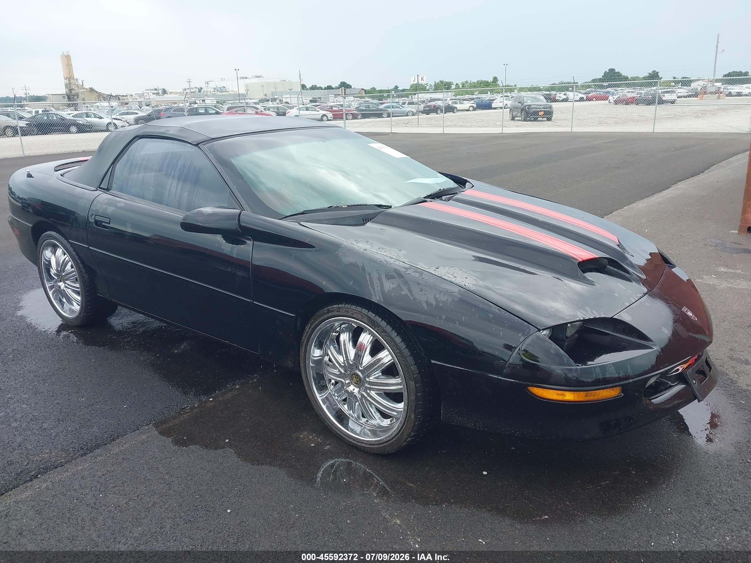 1995 Chevrolet Camaro, VIN 2G1FP32S3S2186875 — Normal wear