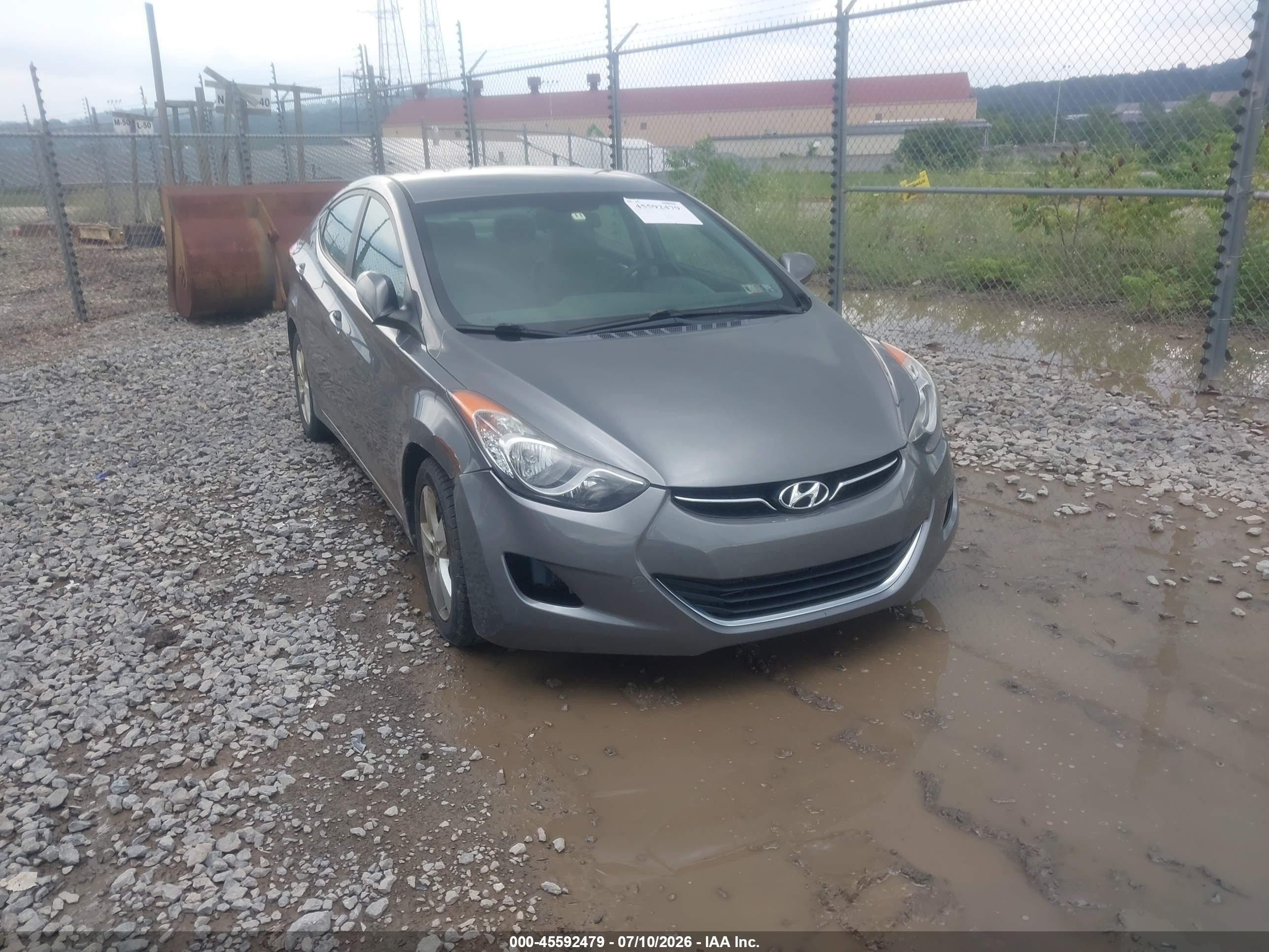 2012 Hyundai Elantra Limited, VIN 5NPDH4AE5CH117608 — Normal wear