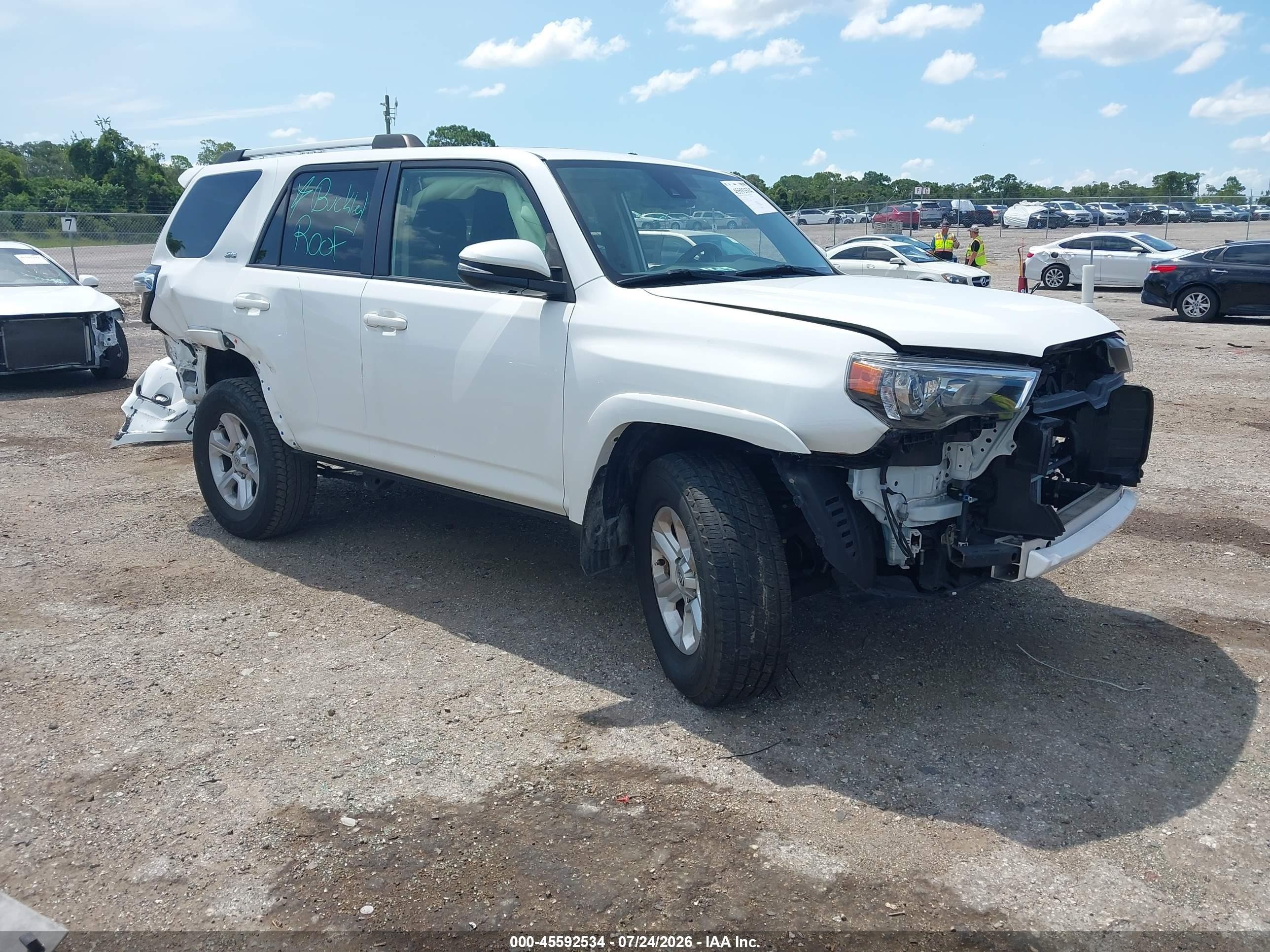 2023 Toyota 4Runner SR5 Premium, VIN JTENU5JR8P6140160 — Rear end