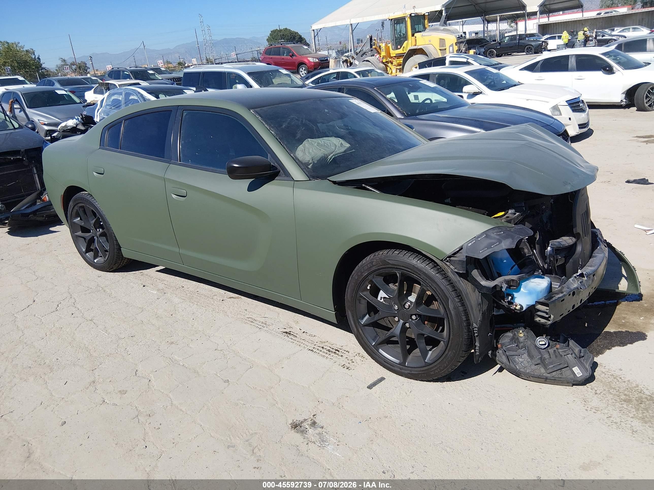 2022 Dodge Charger SXT, VIN 2C3CDXBG0NH243903 — Front end