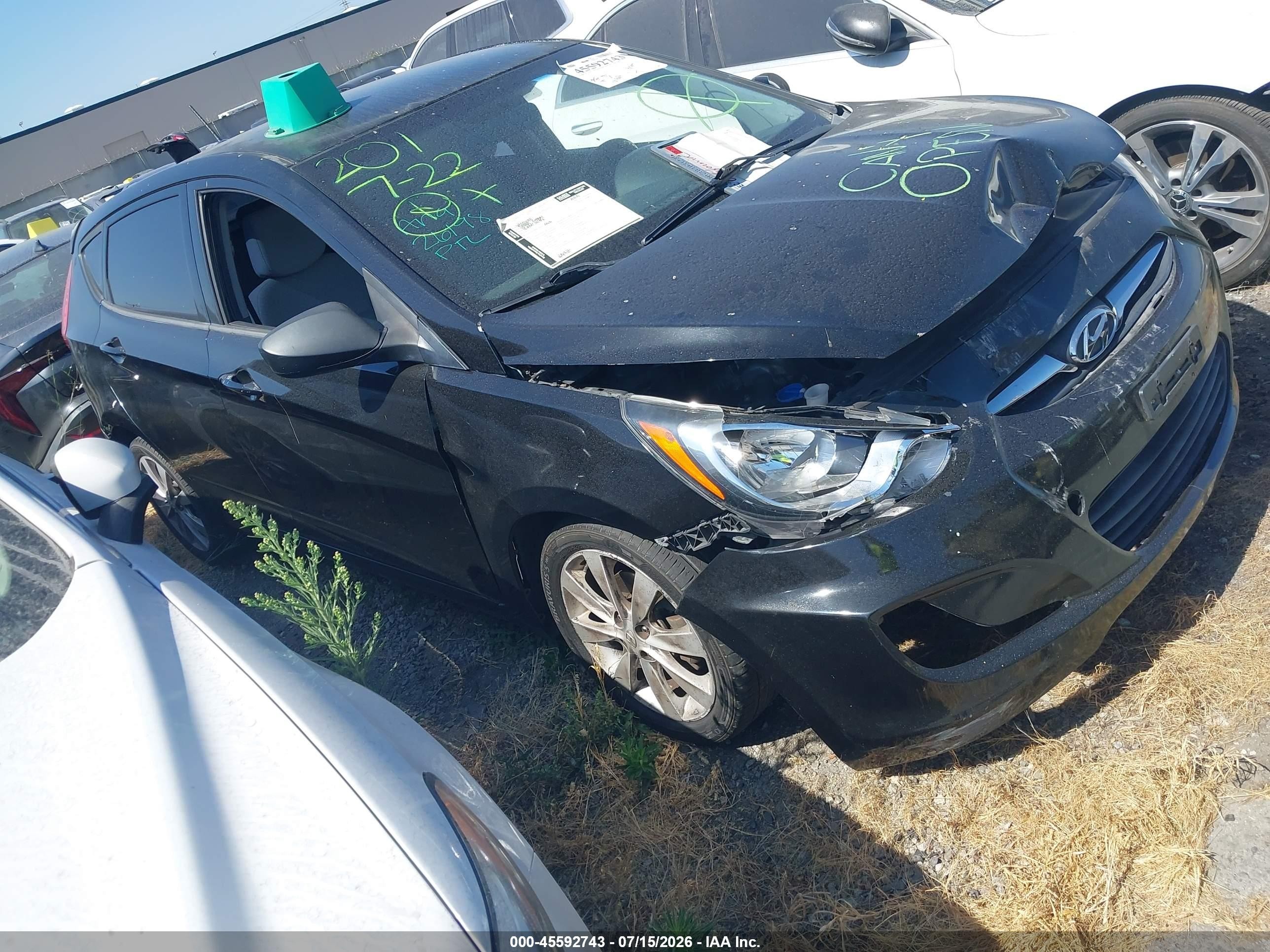 2012 Hyundai Accent SE, VIN KMHCU5AE6CU030962 — Front end