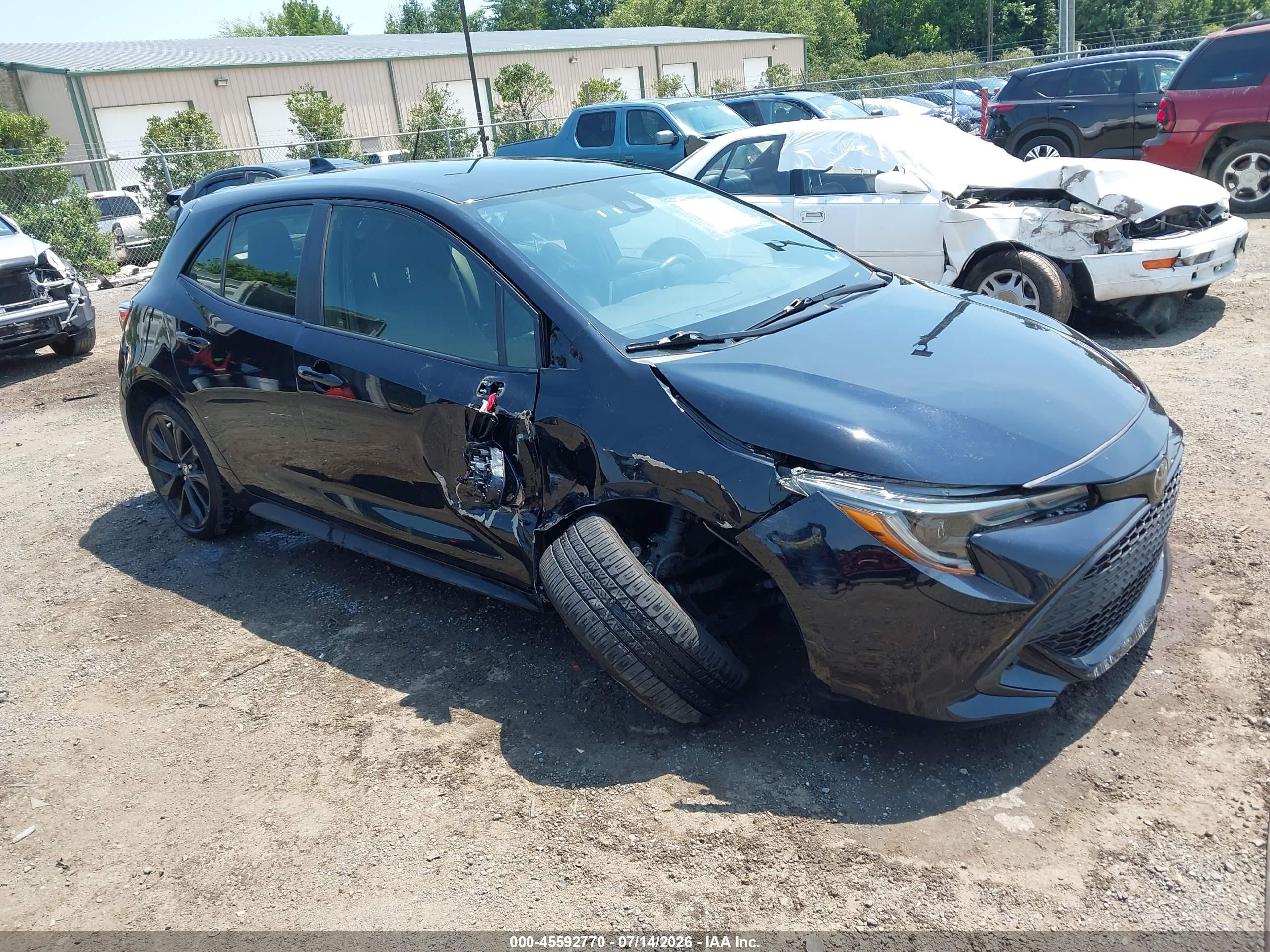 2020 Toyota Corolla Nightshade, VIN JTND4RBE9L3088886 — Front end