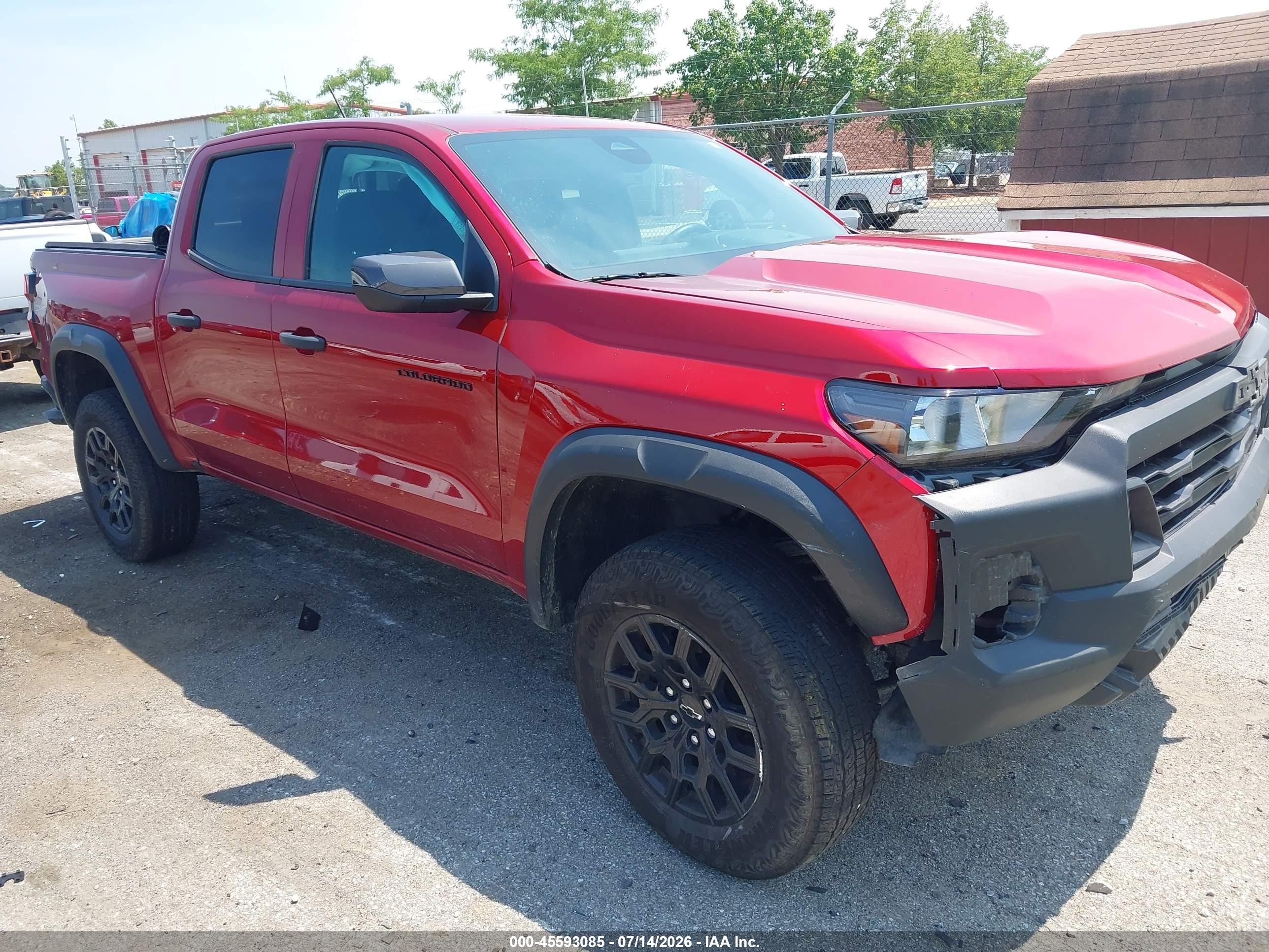 2025 Chevrolet Colorado 4WD Trail Boss, VIN 1GCPTEEK1S1195150 — Front end