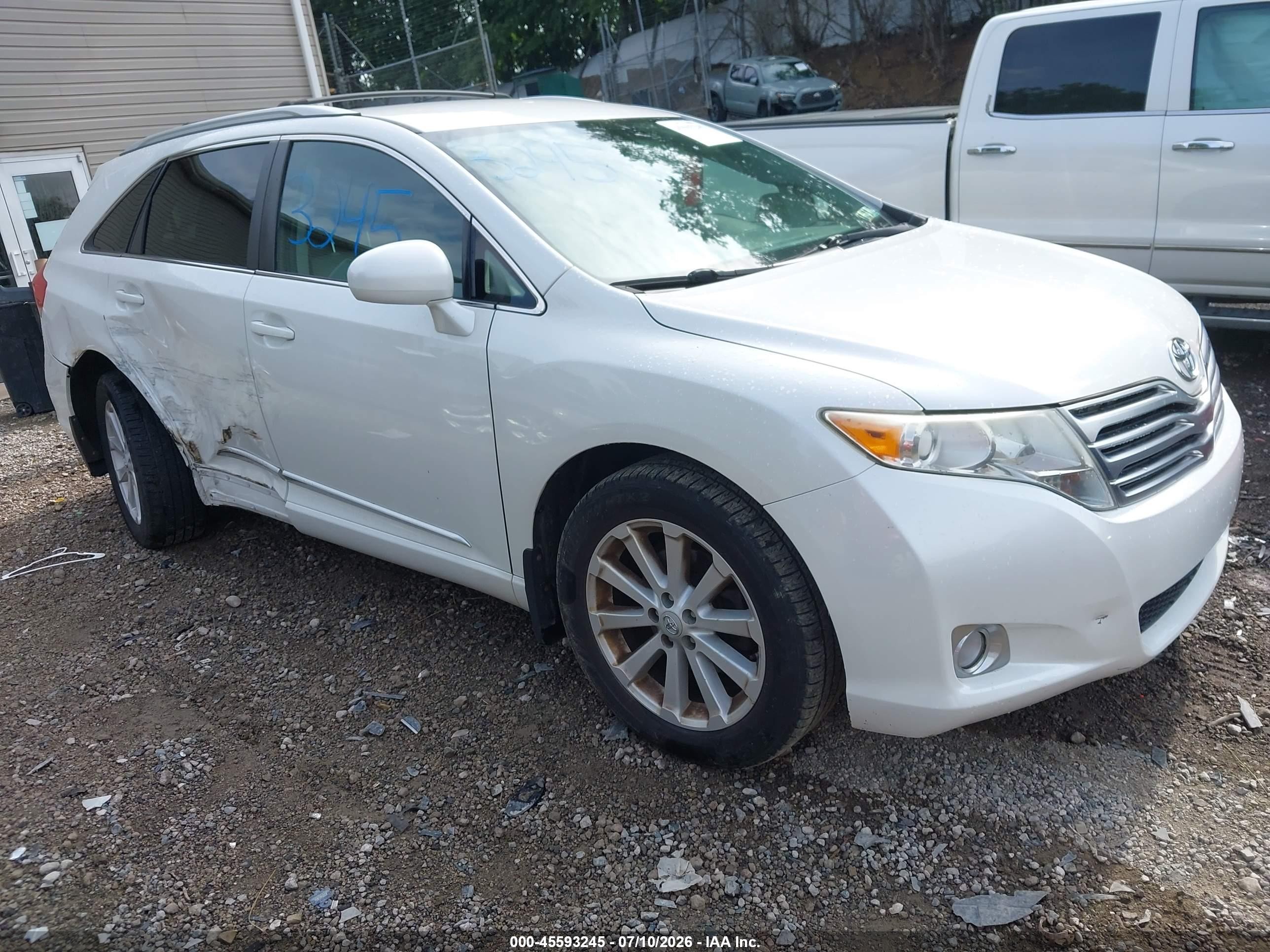 2011 Toyota Venza, VIN 4T3BA3BB6BU026218 — Side