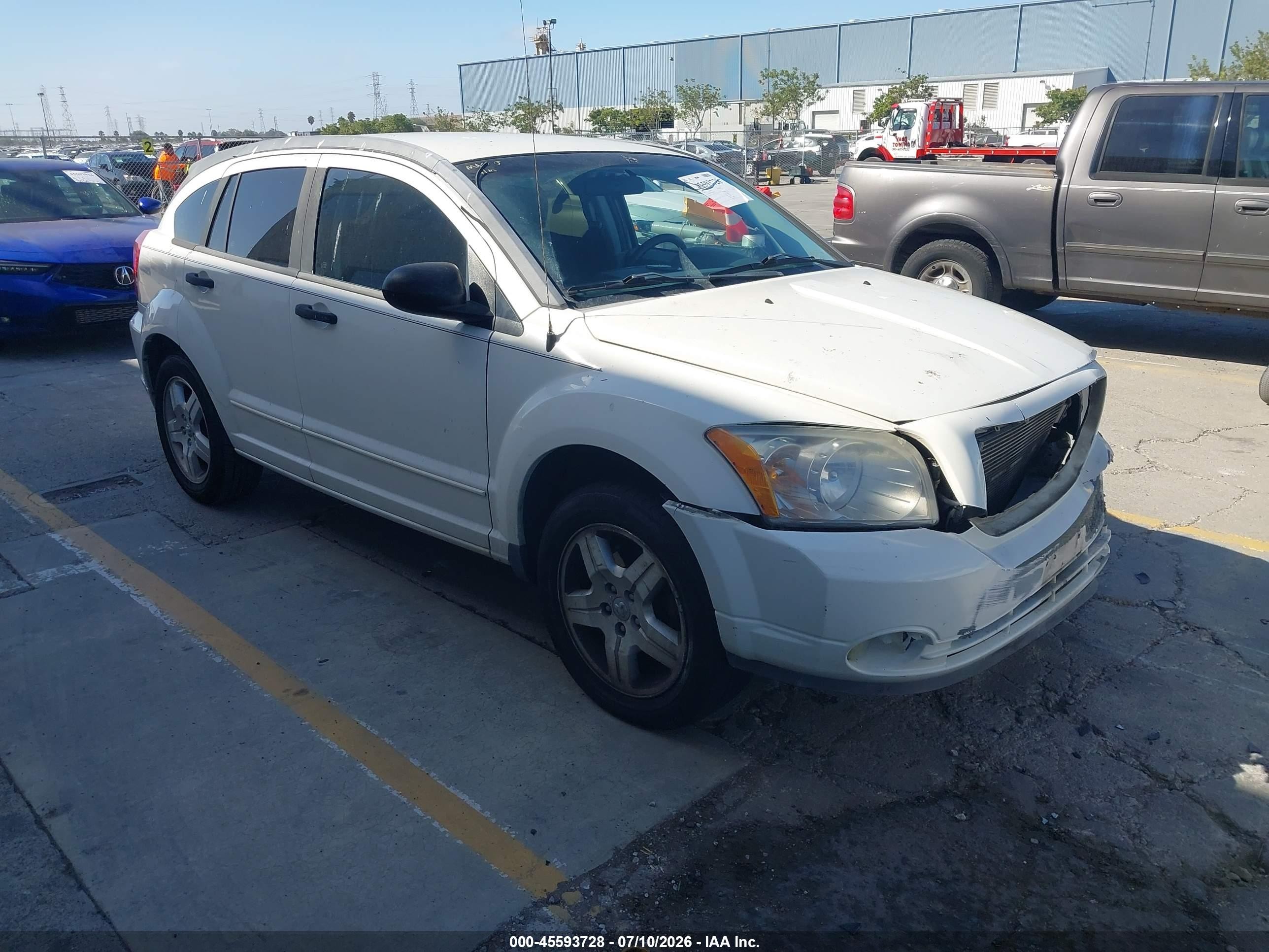 2007 Dodge Caliber SXT, VIN 1B3HB48B77D109649 — Бок