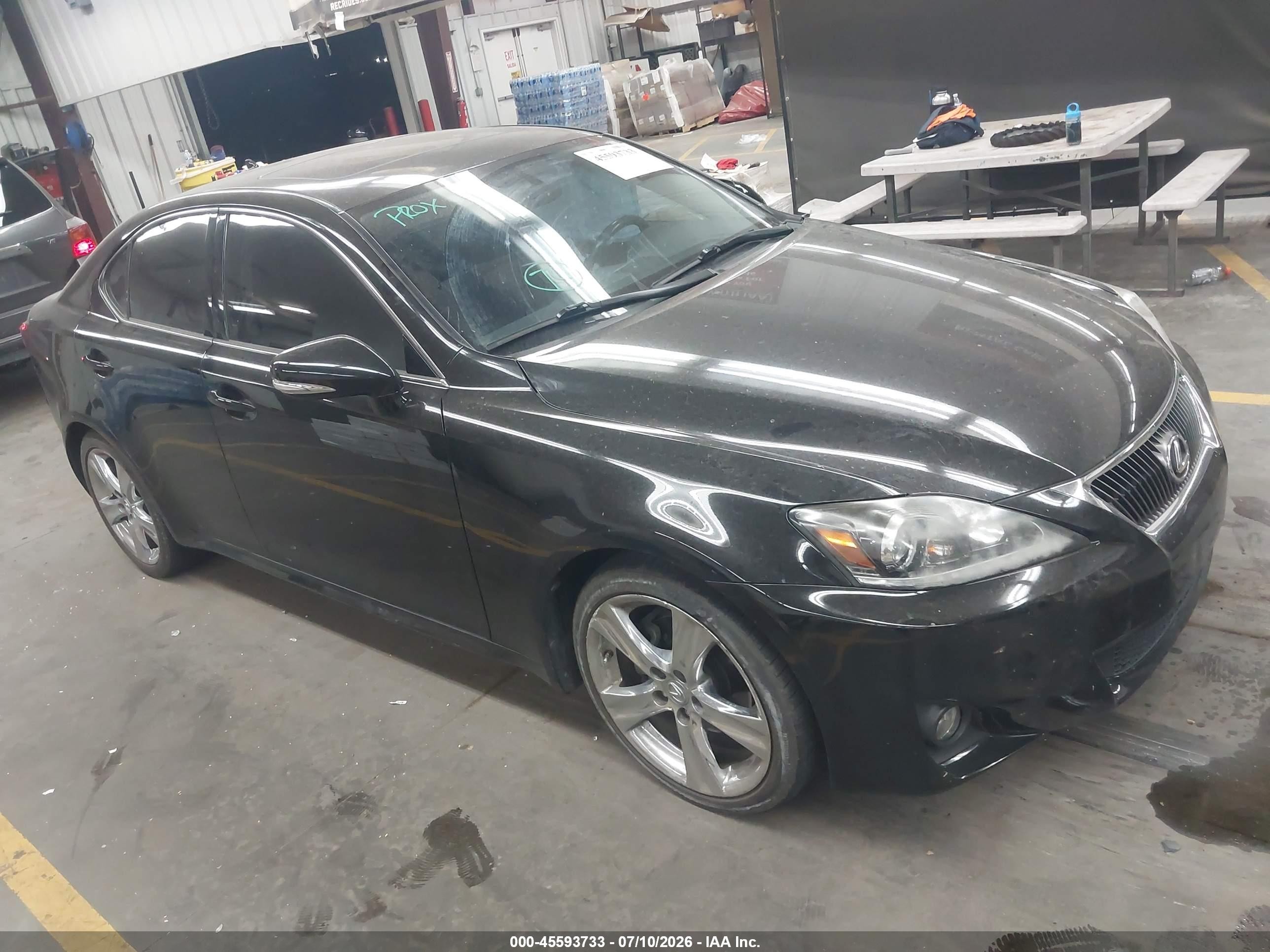 2013 Lexus IS 250, VIN JTHBF5C25D5188006 — Бок
