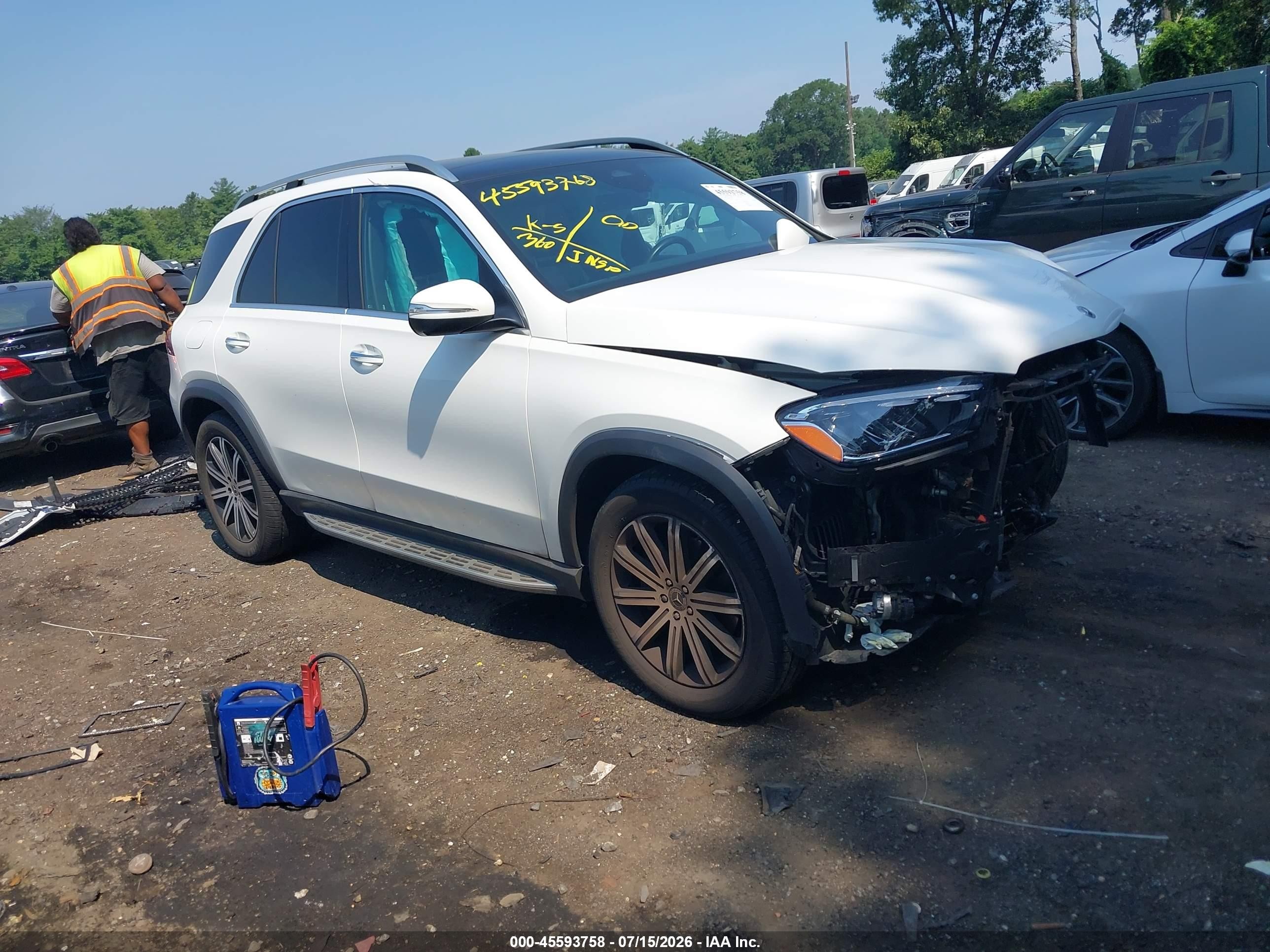 2024 Mercedes-Benz GLE 350, VIN 4JGFB4FB7RB253740 — Front end