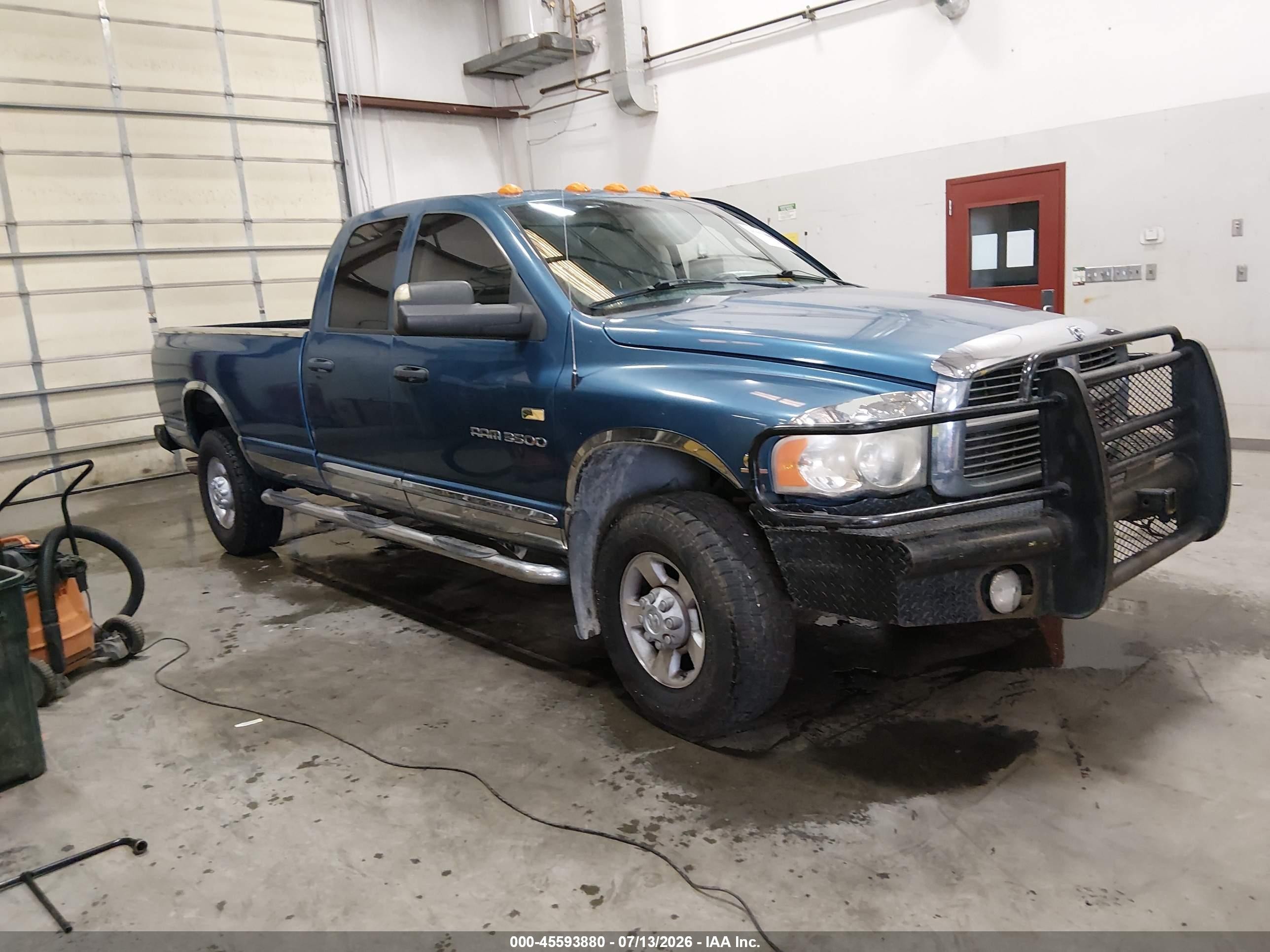 2005 Dodge 3500 SLT, VIN 3D7LS38C05G847519 — Side