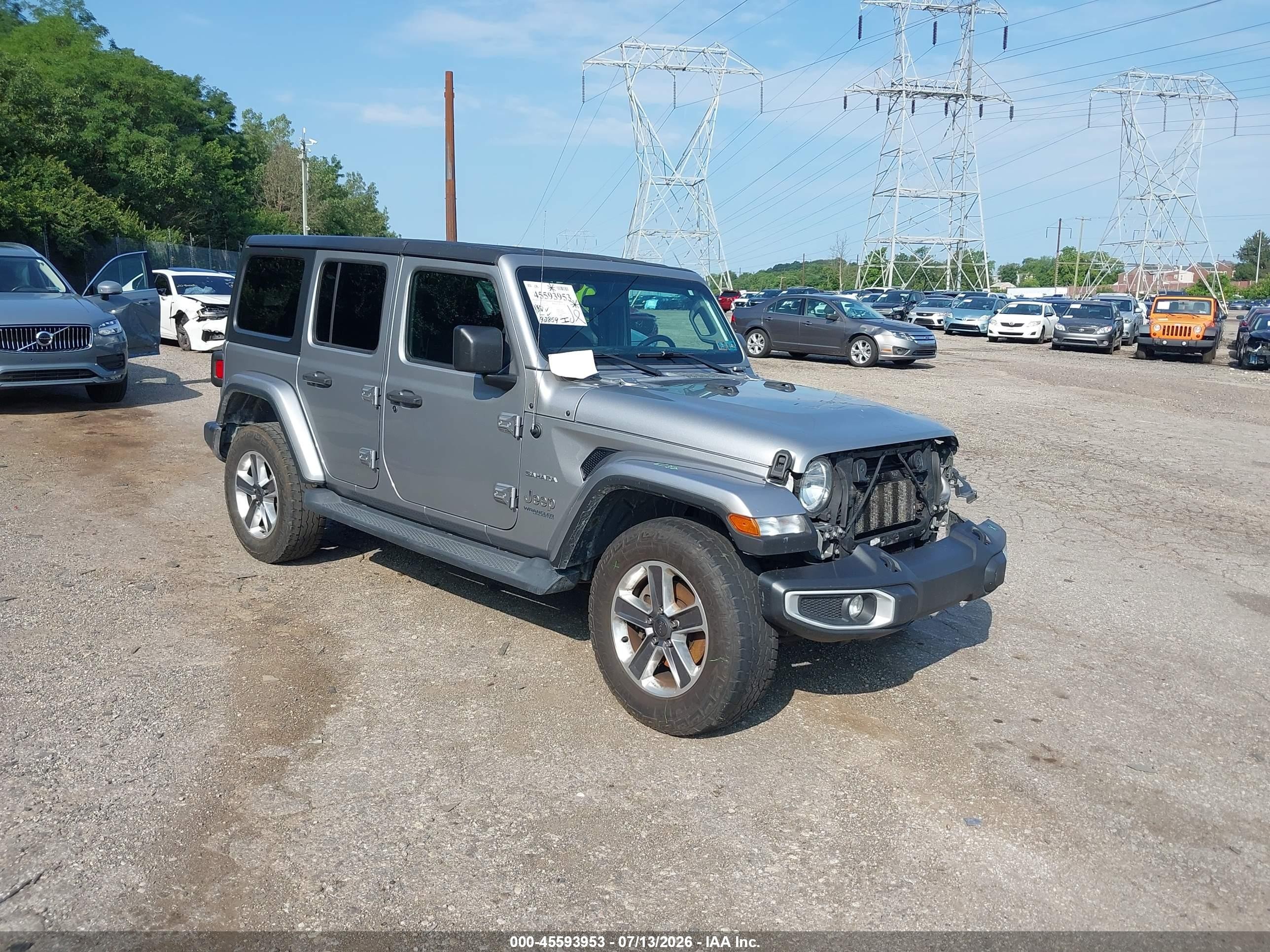 2020 Jeep Wrangler Unlimited Sahara, VIN 1C4HJXEN6LW213856 — Side