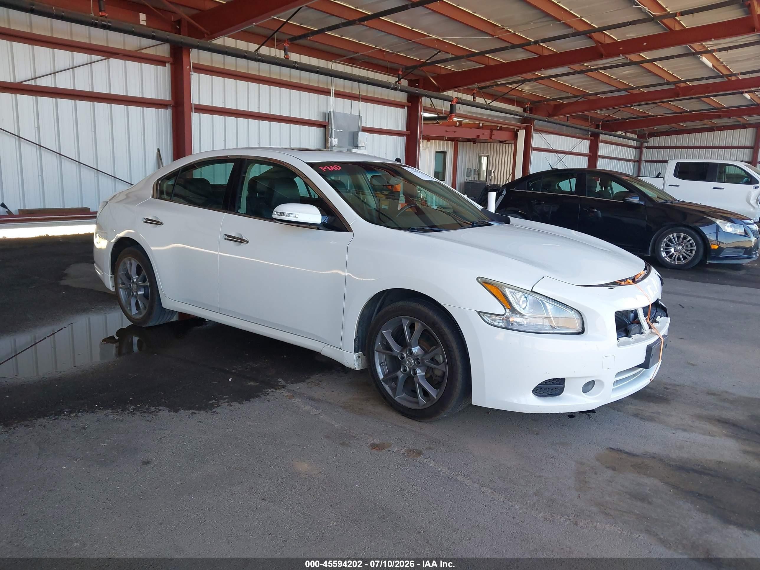 2012 Nissan Maxima SV, VIN 1N4AA5AP5CC807262 — Перед