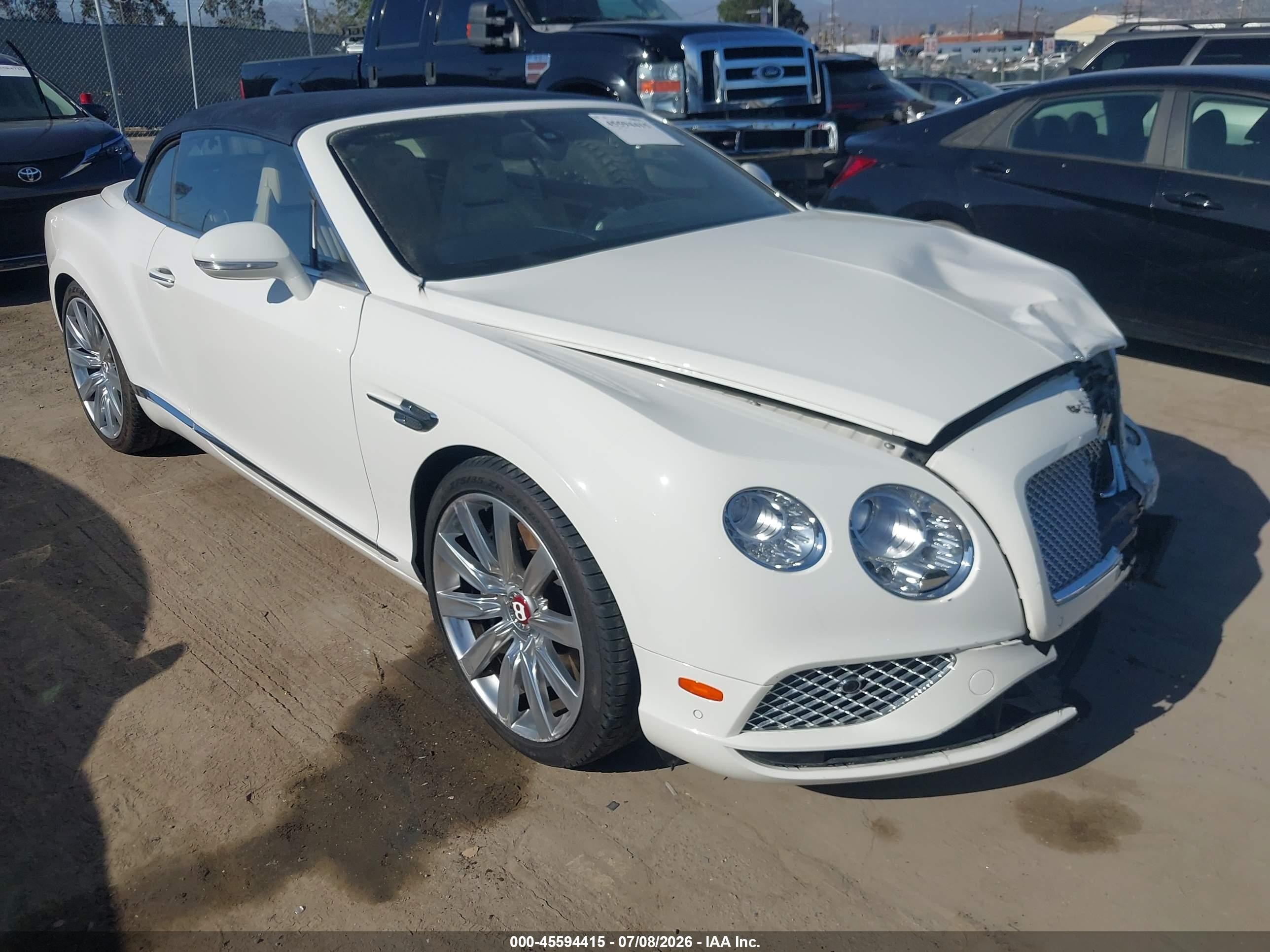 2017 Bentley Continental GT, VIN SCBGT3ZAXHC061422 — Front end