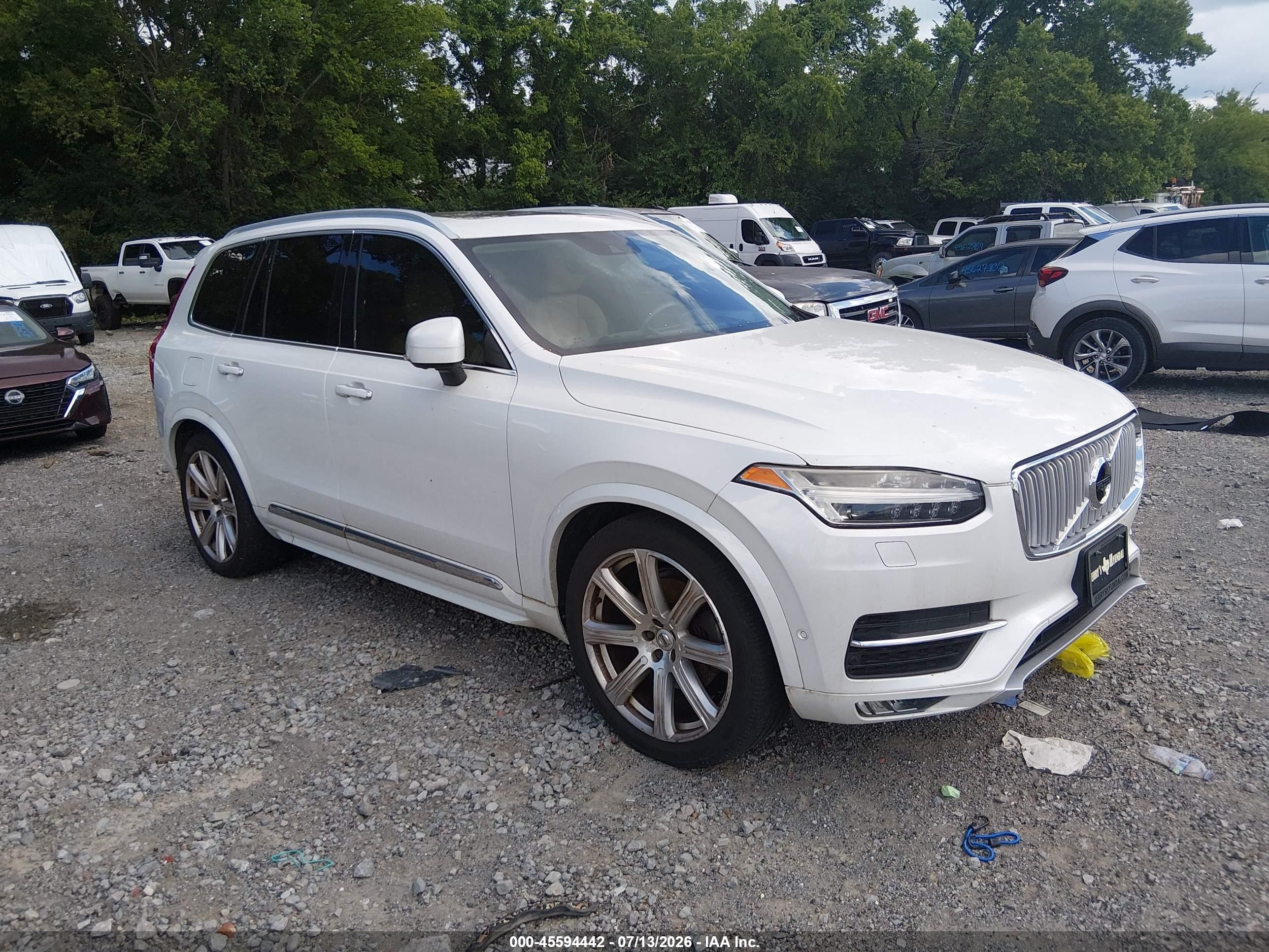 2016 Volvo XC90 T6 Inscription, VIN YV4A22PL9G1068227 — Water / flood