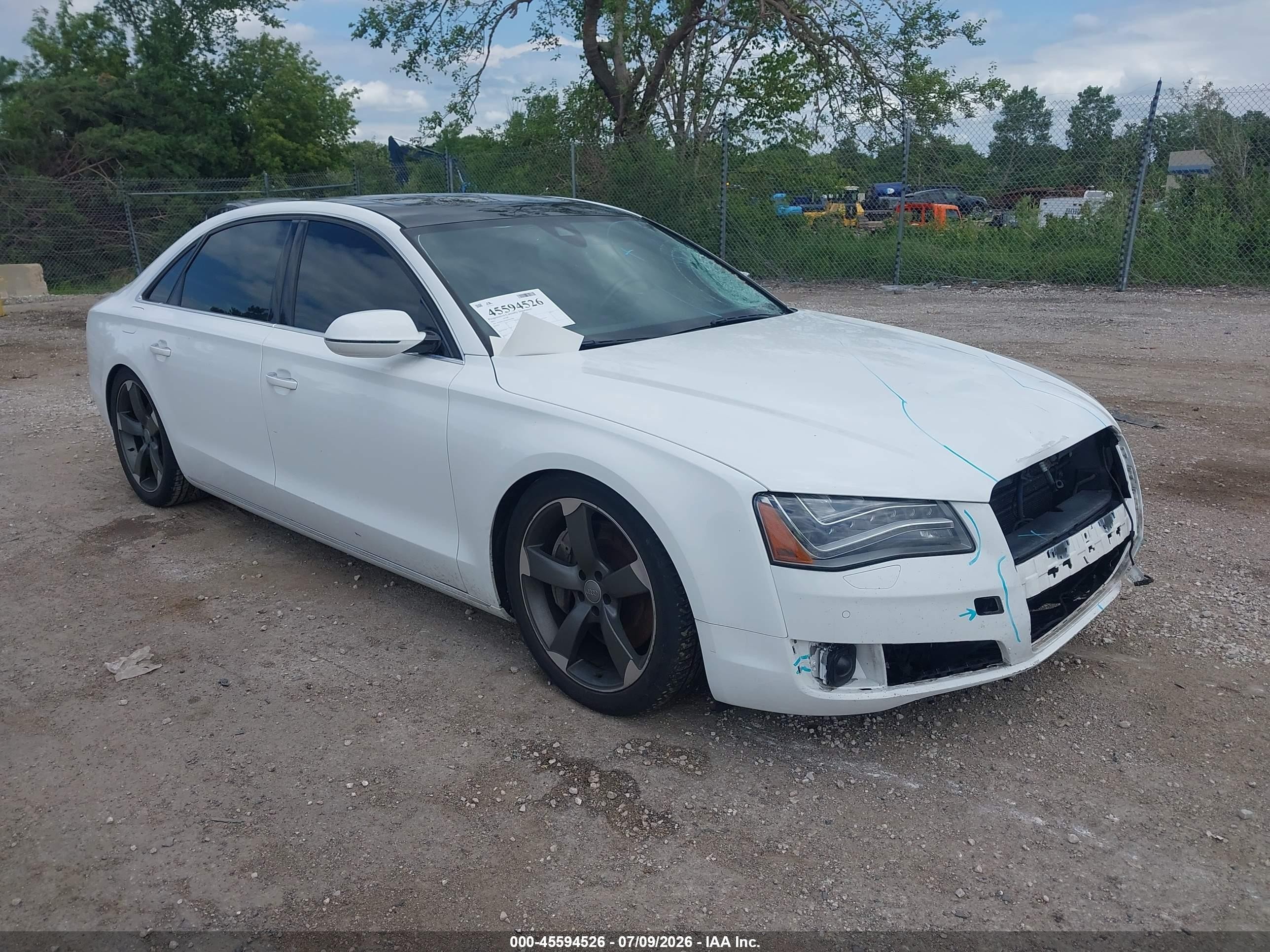 2011 Audi A8, VIN WAURVAFD6BN011838 — Front end