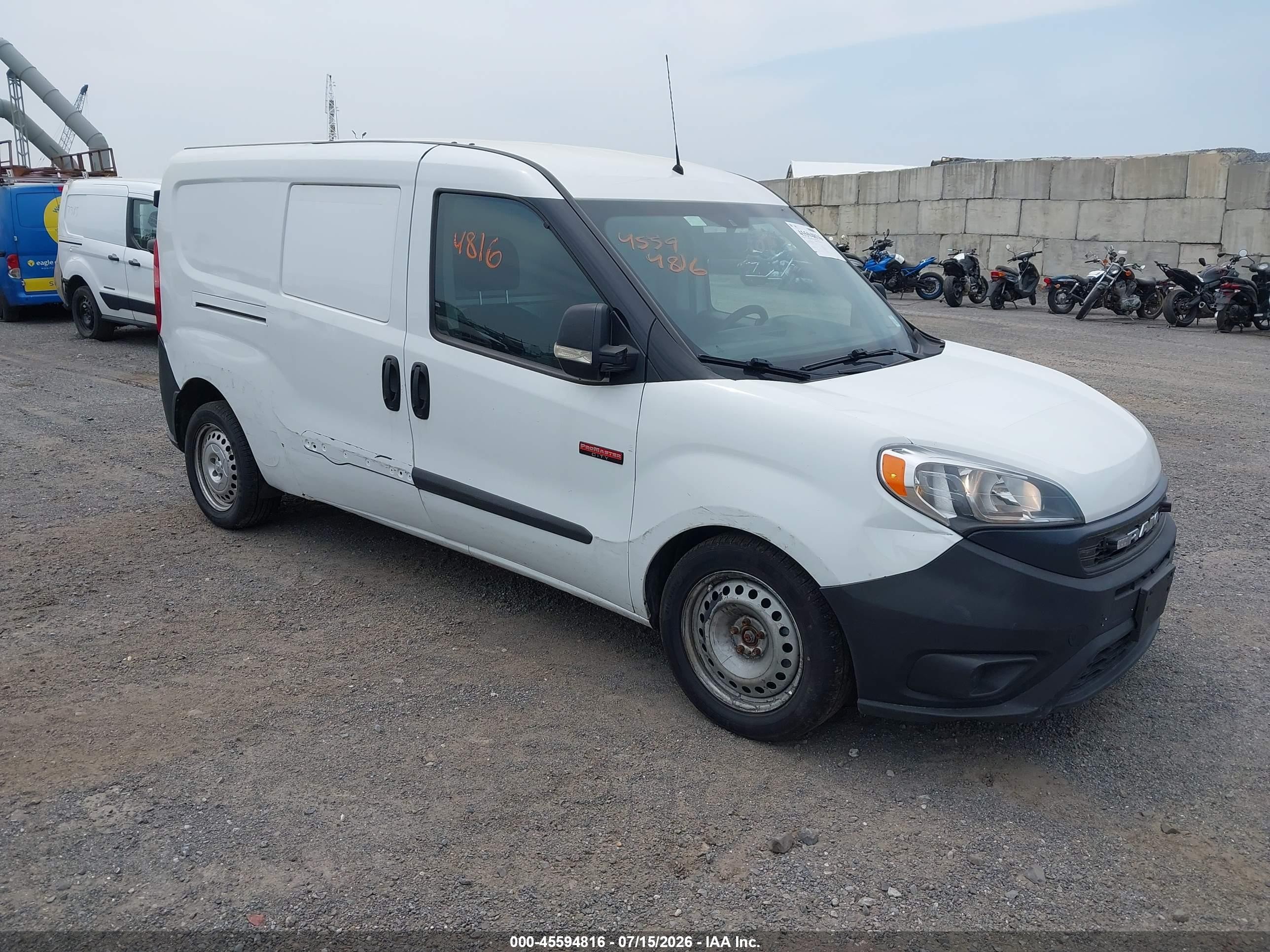 2021 Ram ProMaster City Cargo Tradesman, VIN ZFBHRFAB0M6S93996 — Front end