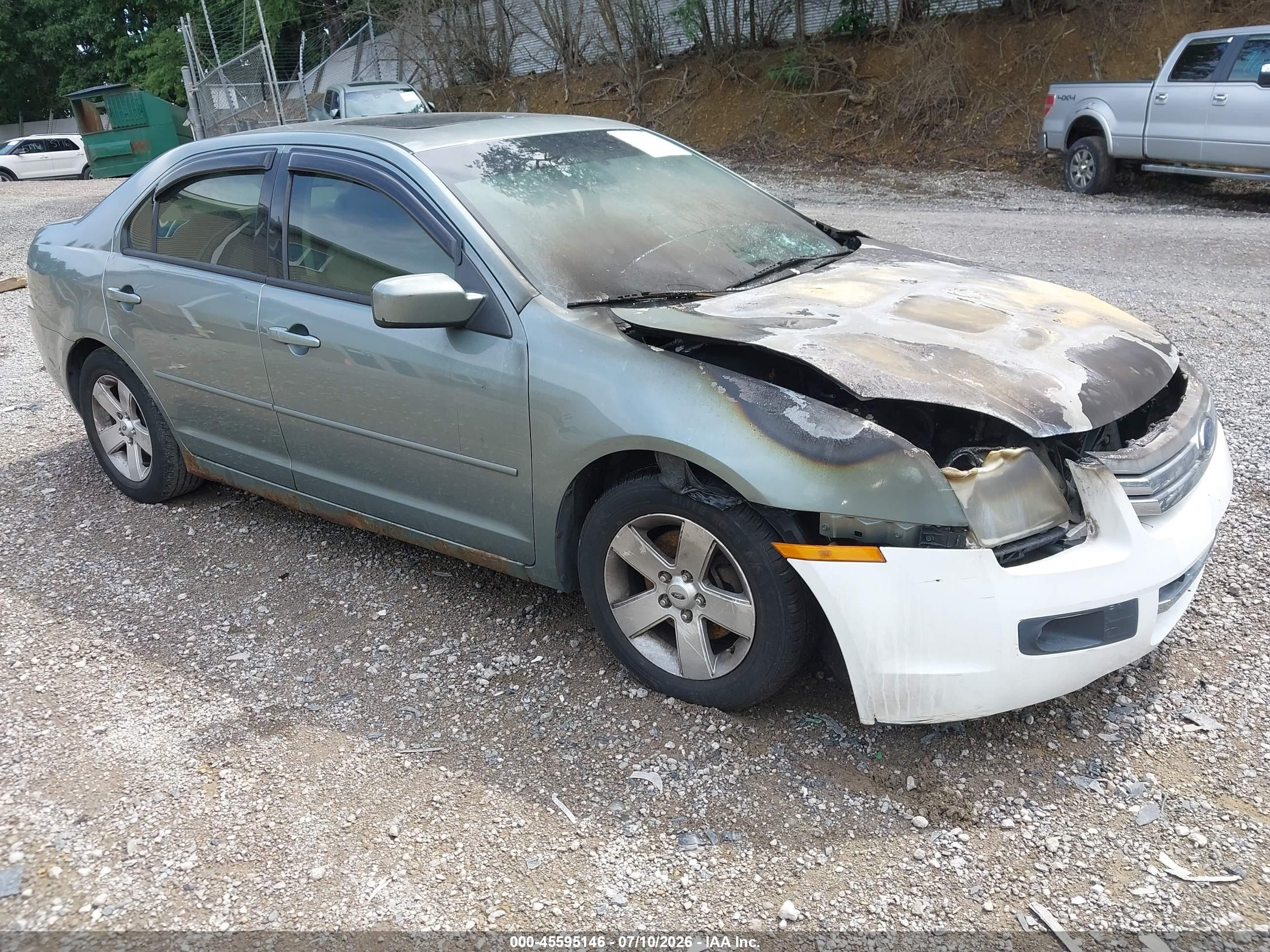 2006 Ford Fusion SE, VIN 3FAFP07Z56R194937 — Engine fire