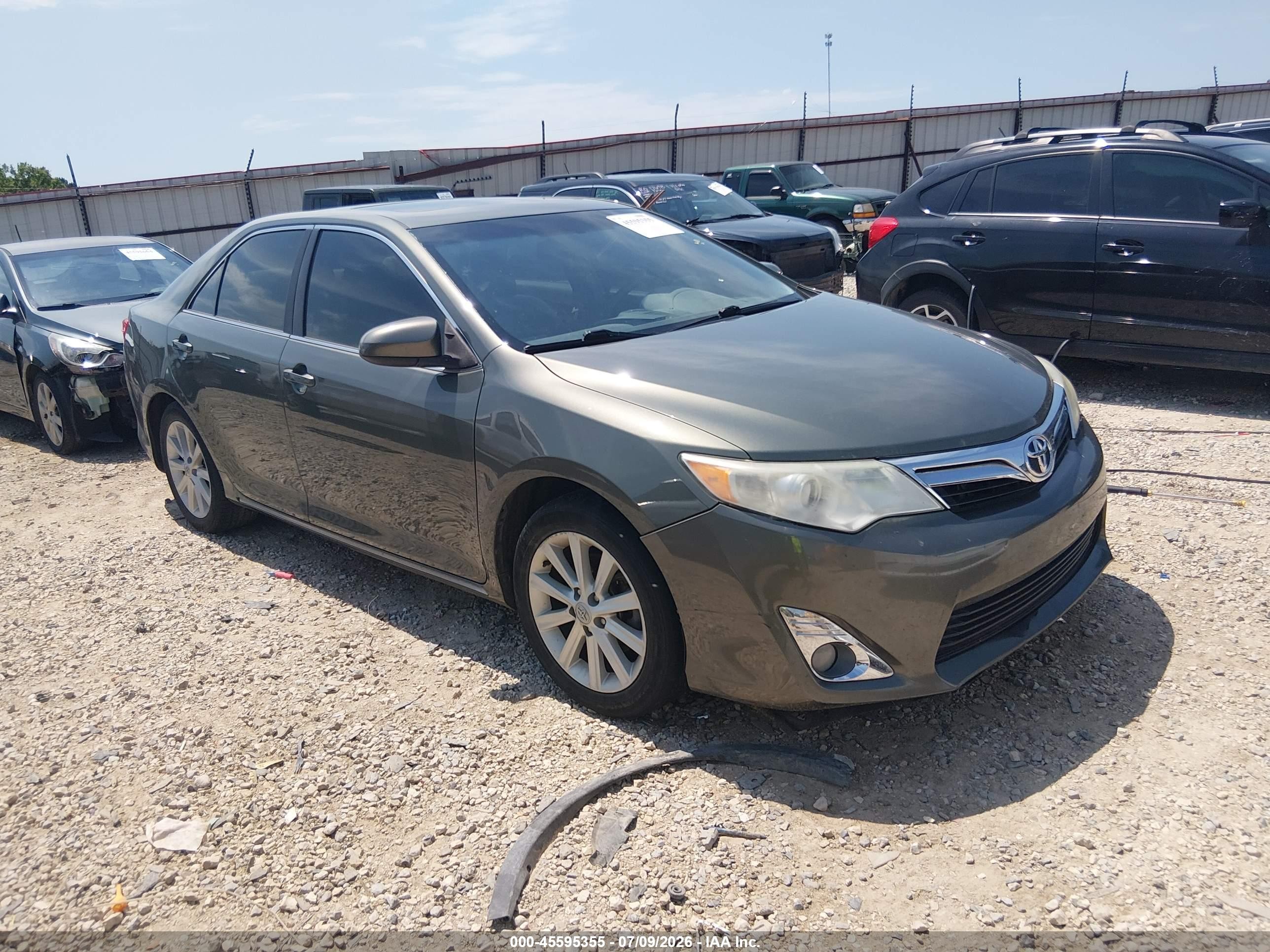 2012 Toyota Camry SE, VIN 4T1BK1FK5CU509950 — Rear end