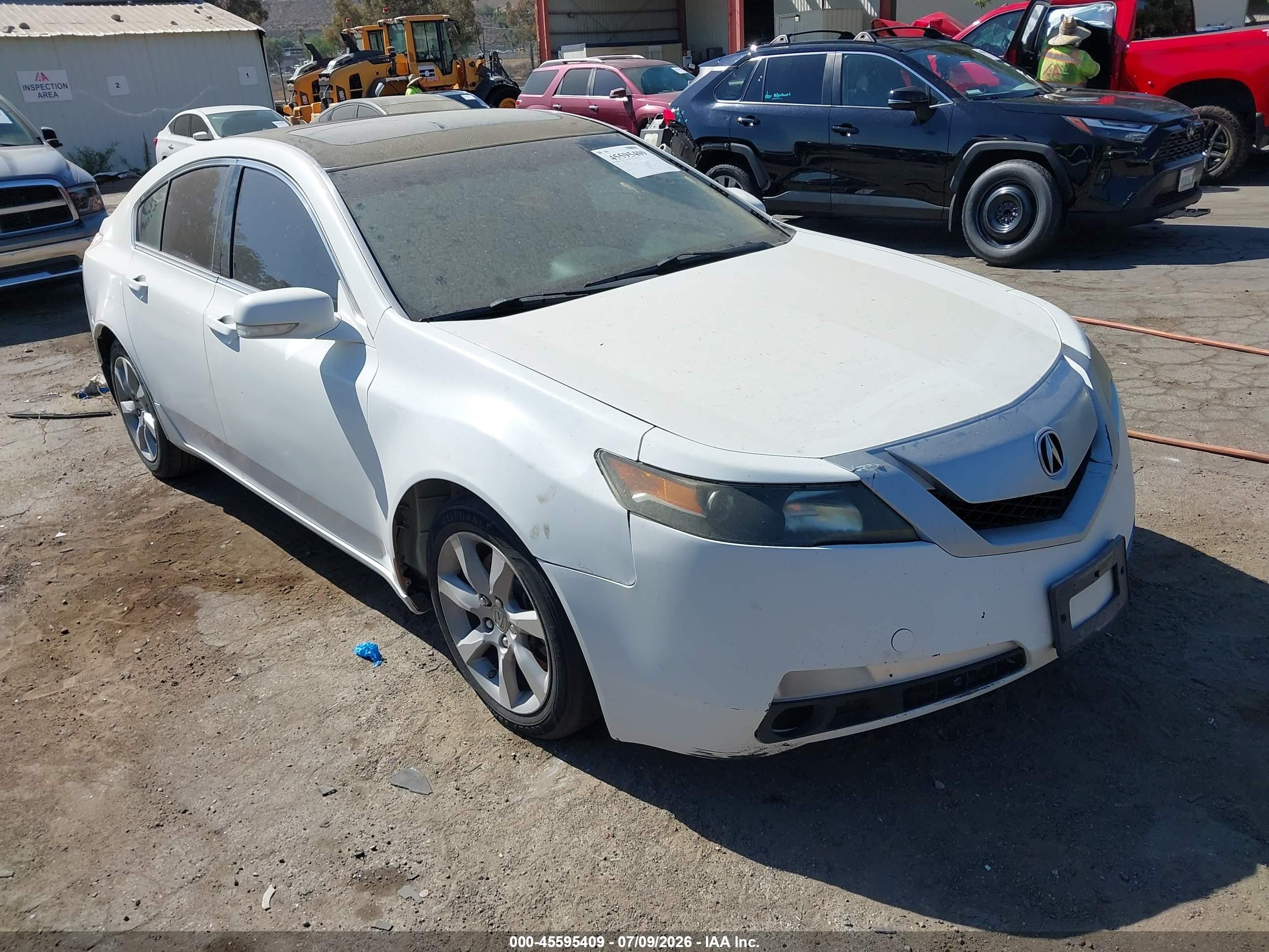 2012 Acura TL Auto, VIN 19UUA8F23CA004162 — Normal wear