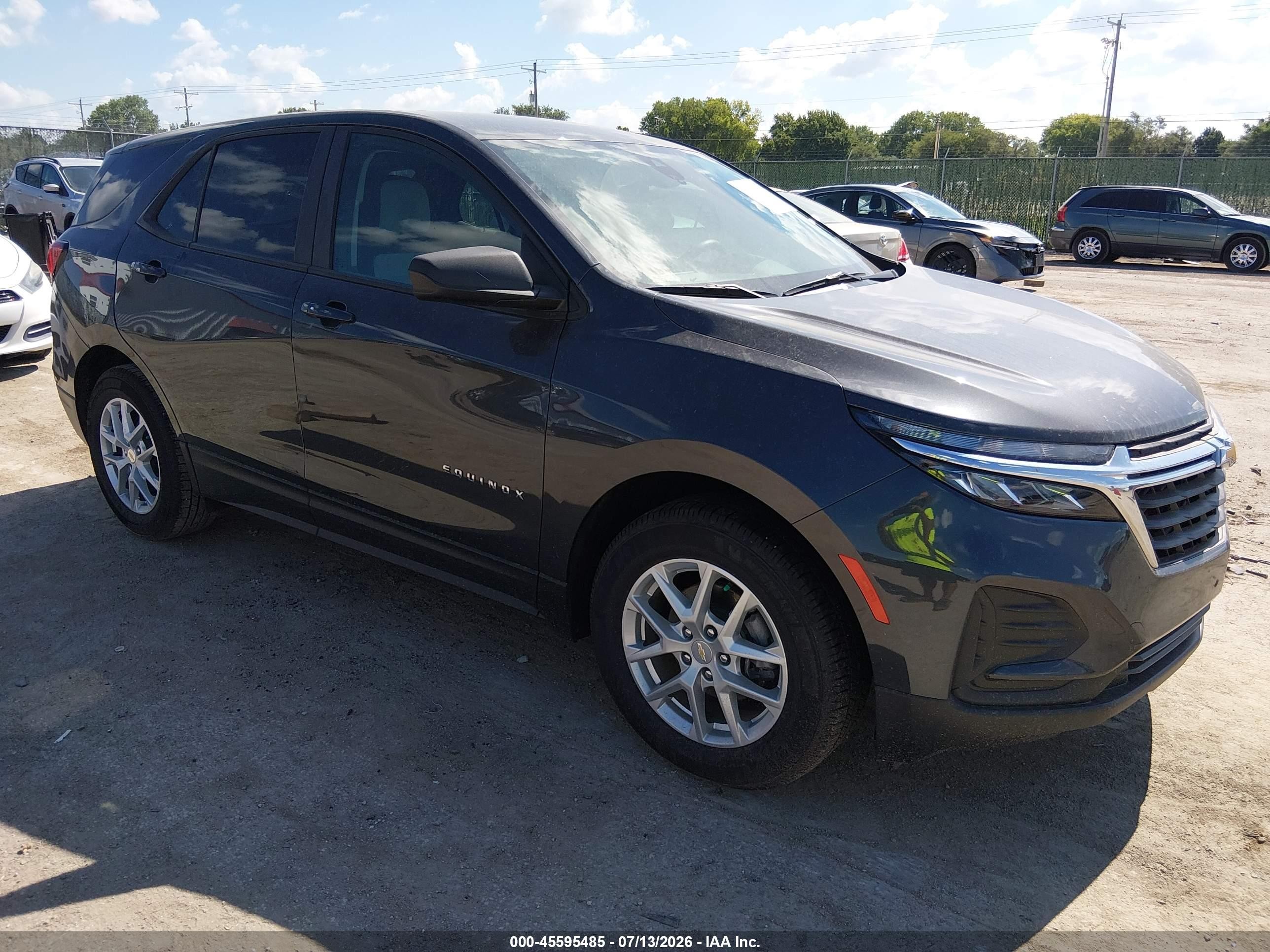 2022 Chevrolet Equinox LS, VIN 3GNAXHEV2NS236224 — Not stated
