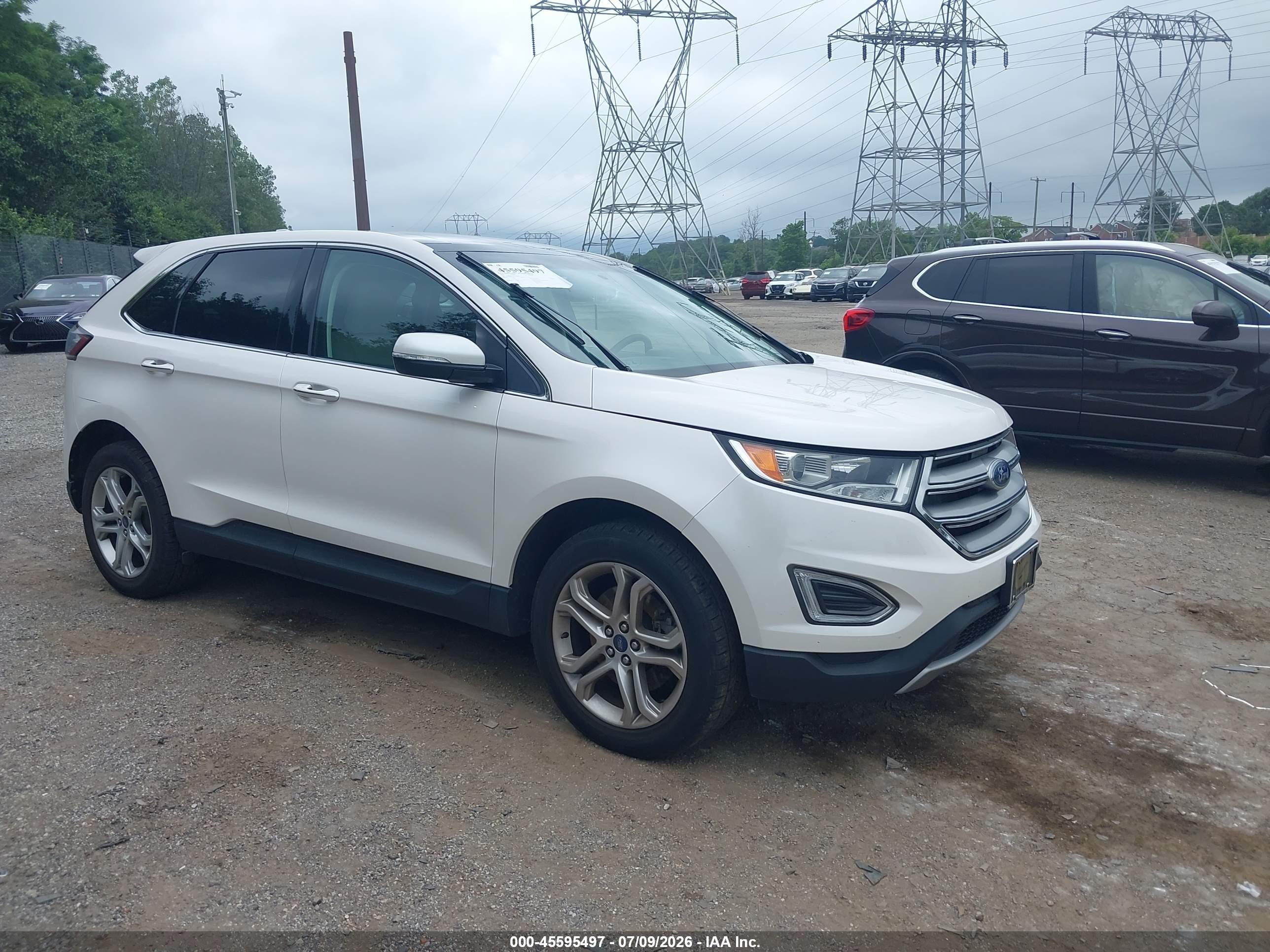2018 Ford Edge Titanium, VIN 2FMPK4K83JBC30596 — Side